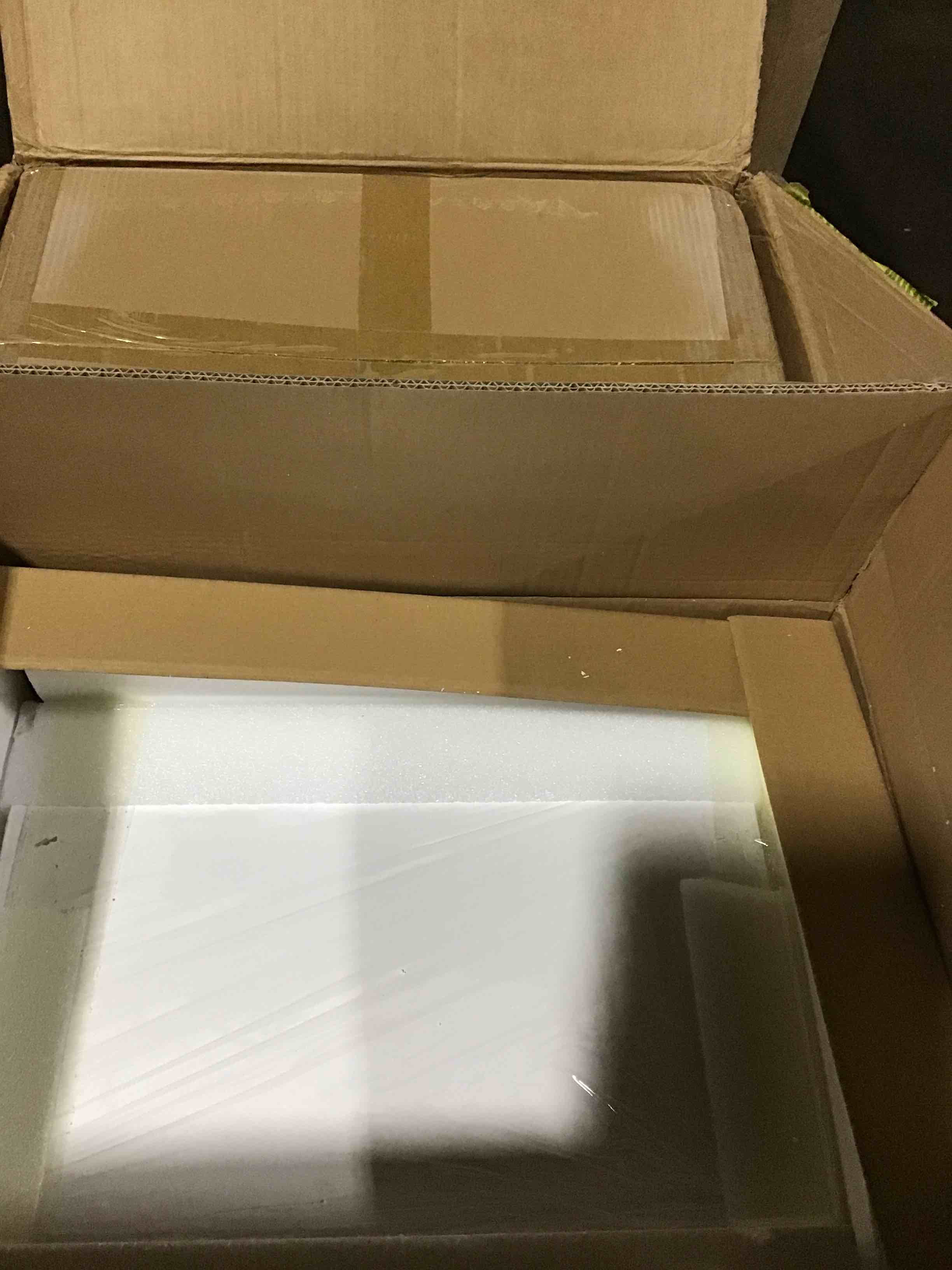 https://s3.amazonaws.com/lotting-images-prod/bidfta/GRA3560323_1751298335630.jpeg