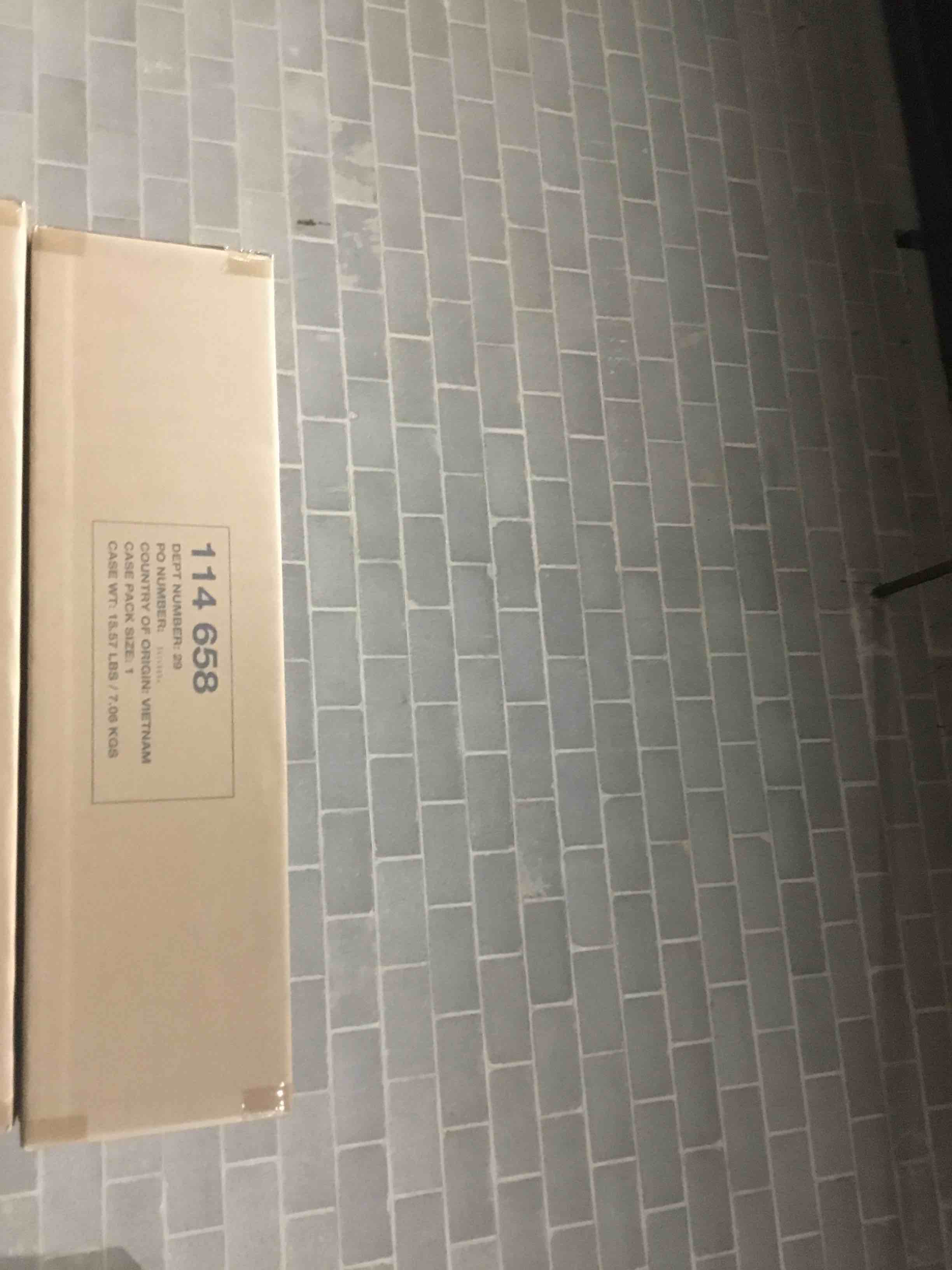 https://s3.amazonaws.com/lotting-images-prod/bidfta/GRA3560496_1751375708417.jpeg