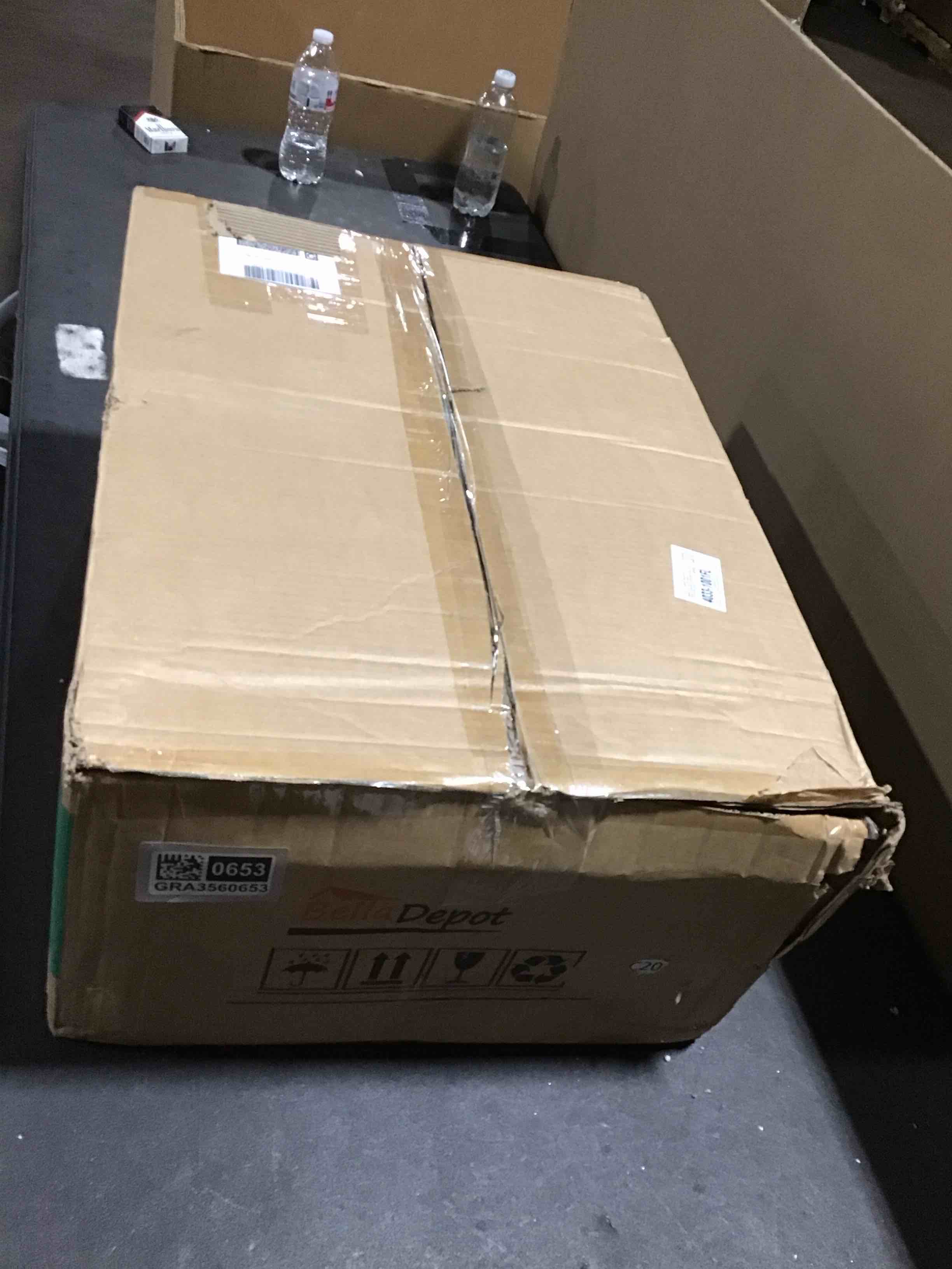 https://s3.amazonaws.com/lotting-images-prod/bidfta/GRA3560653_1751473766130.jpeg