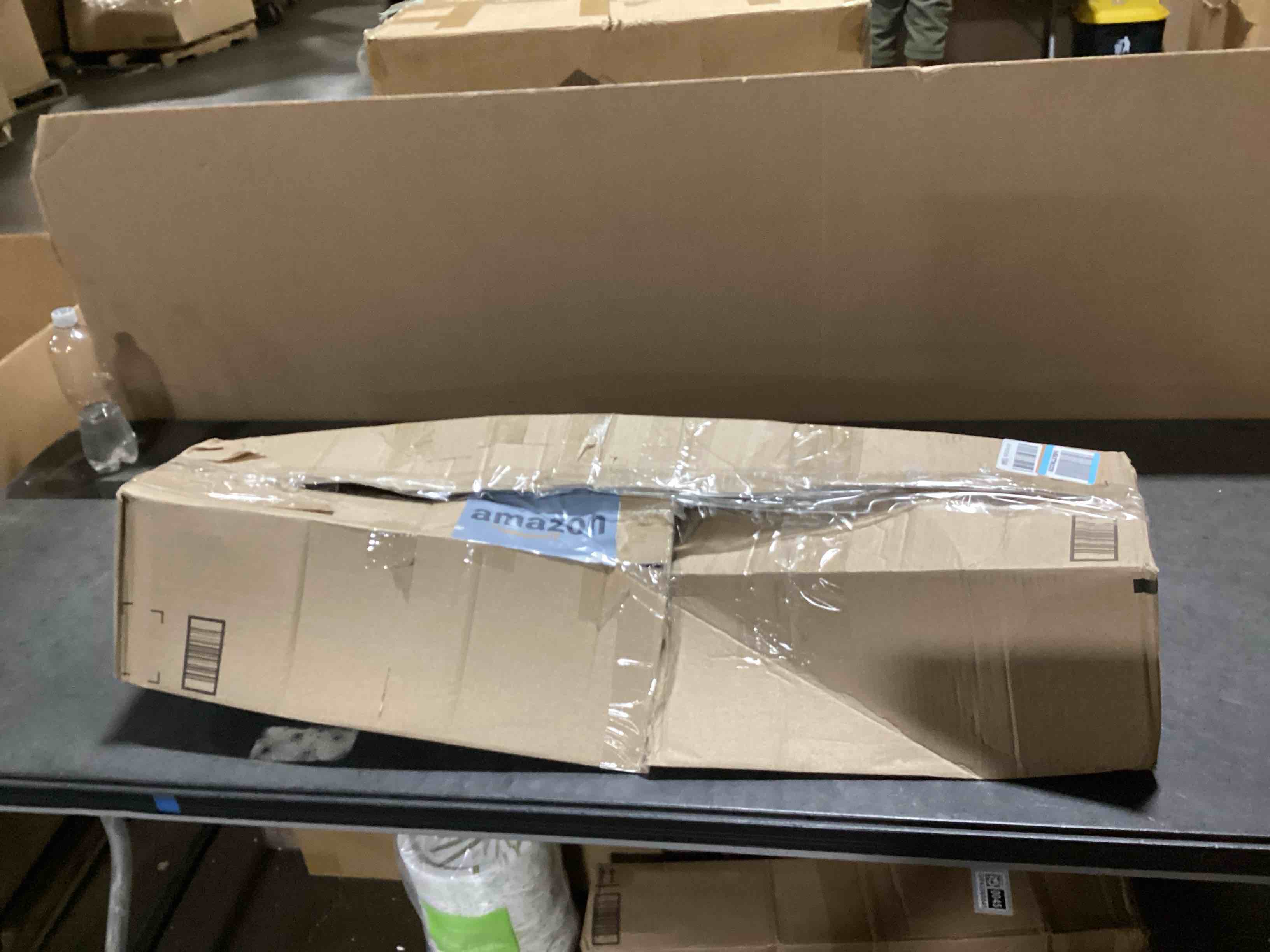 https://s3.amazonaws.com/lotting-images-prod/bidfta/GRA3560680_1751478661037.jpeg