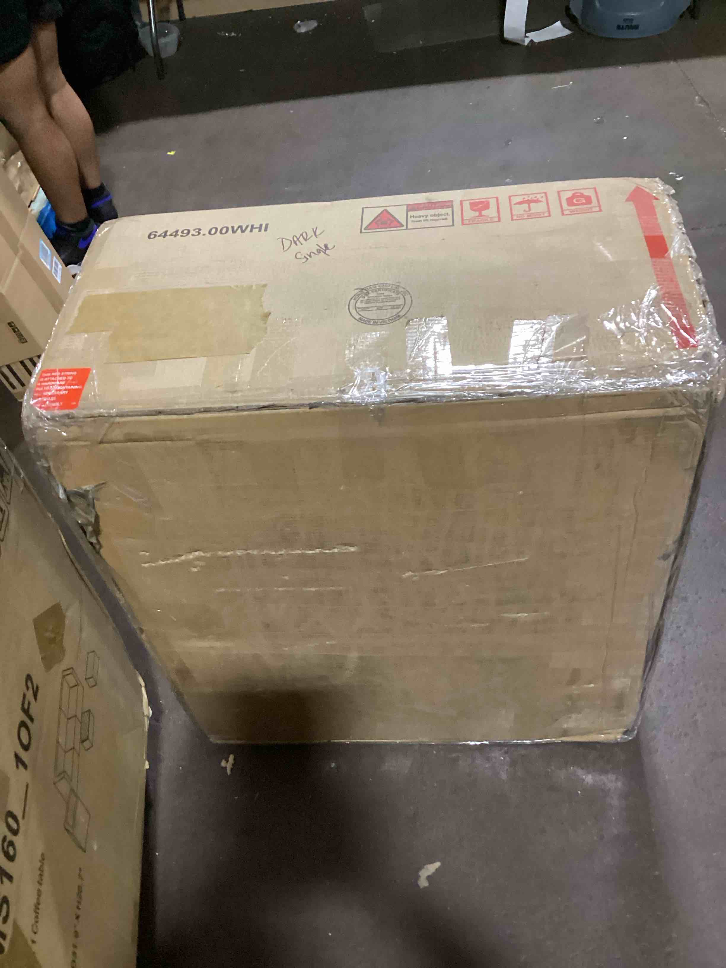 https://s3.amazonaws.com/lotting-images-prod/bidfta/GRA3560693_1751480481409.jpeg