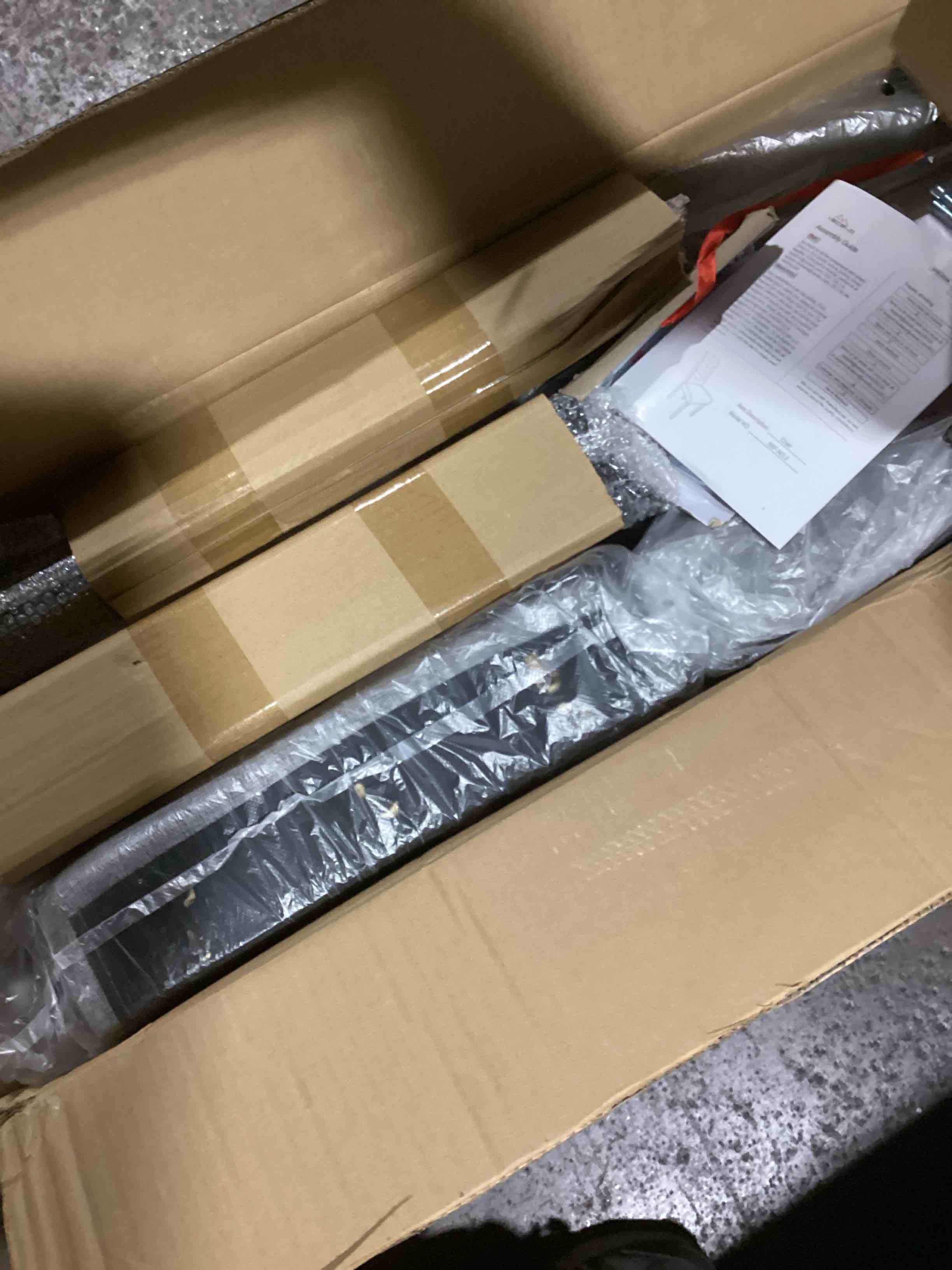 https://s3.amazonaws.com/lotting-images-prod/bidfta/GRA3560720_1751545031164.jpeg