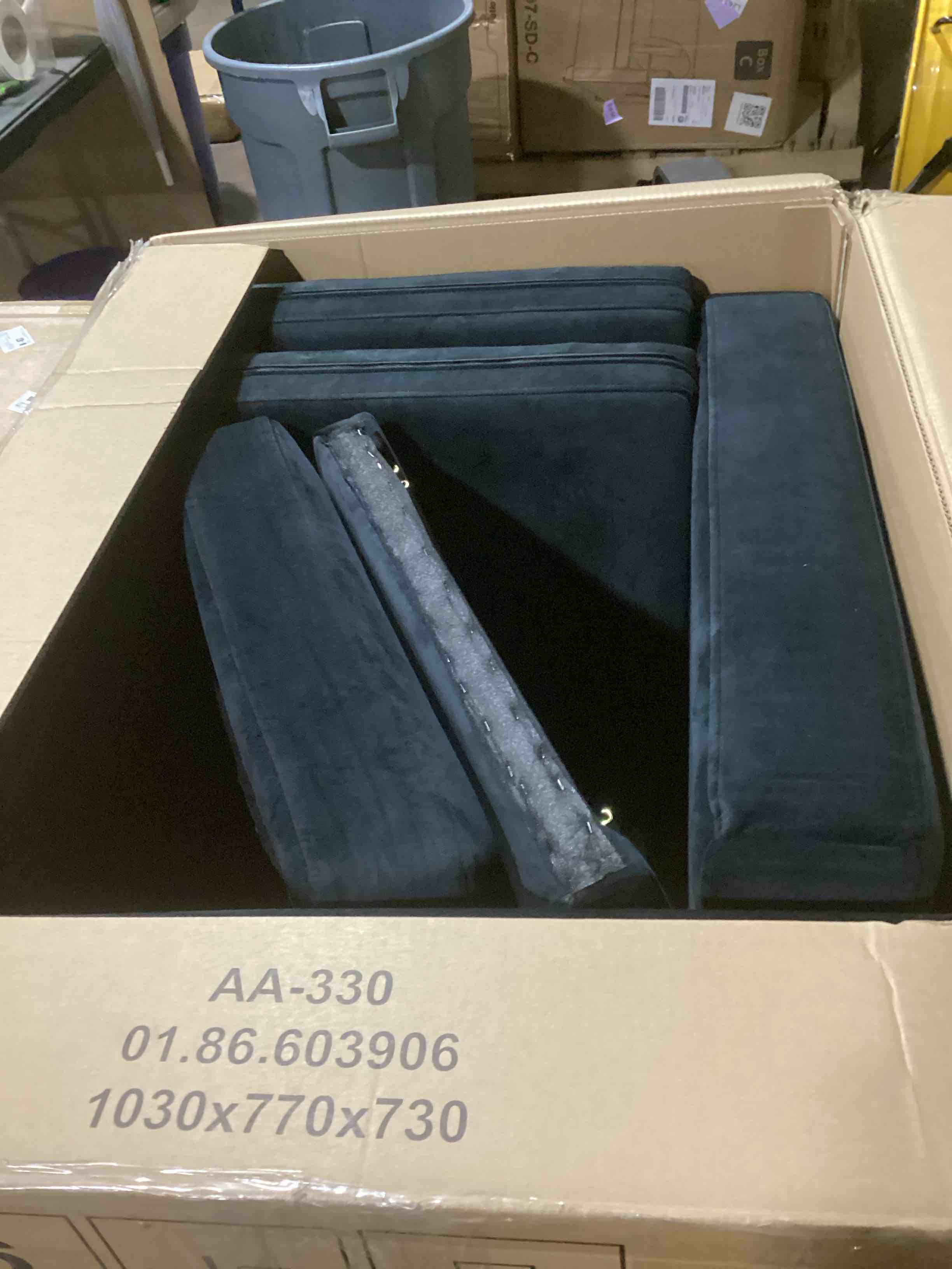 https://s3.amazonaws.com/lotting-images-prod/bidfta/GRA3560731_1751548519368.jpeg