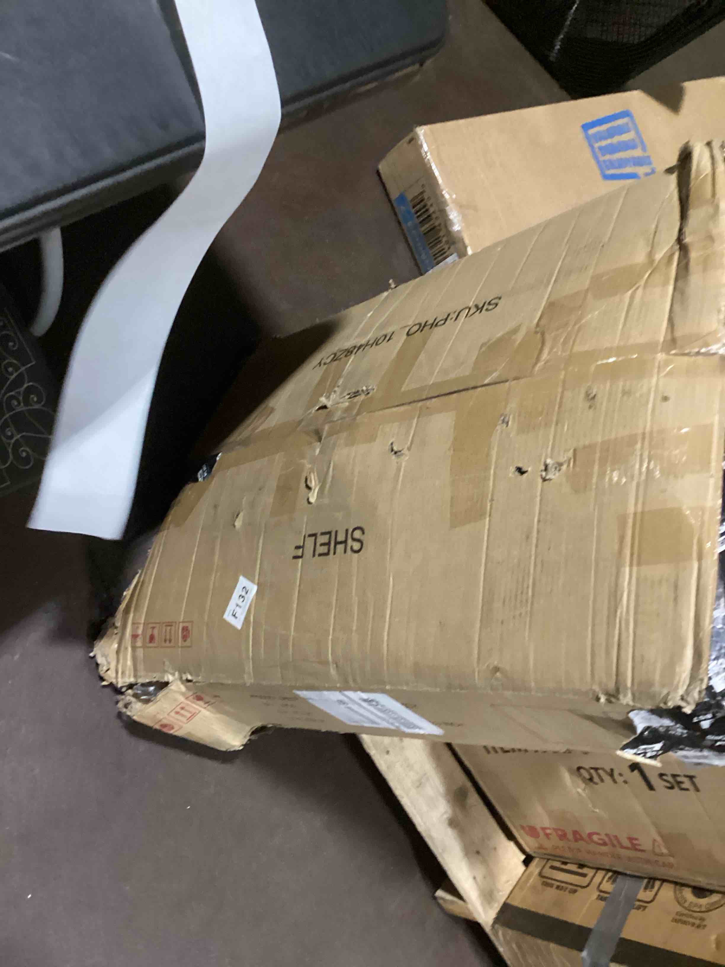 https://s3.amazonaws.com/lotting-images-prod/bidfta/GRA3560742_1751551157530.jpeg