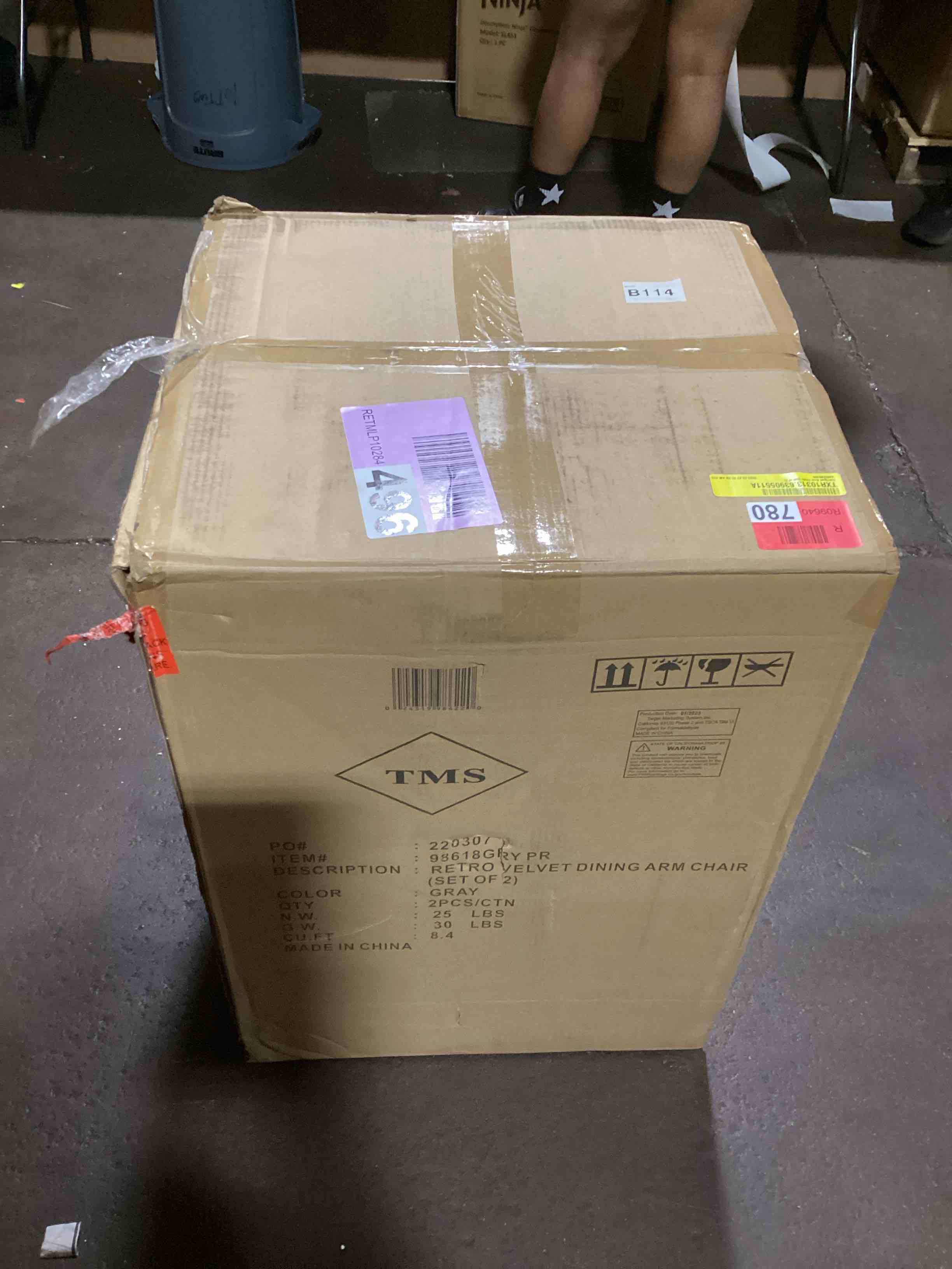 https://s3.amazonaws.com/lotting-images-prod/bidfta/GRA3560751_1751553103112.jpeg
