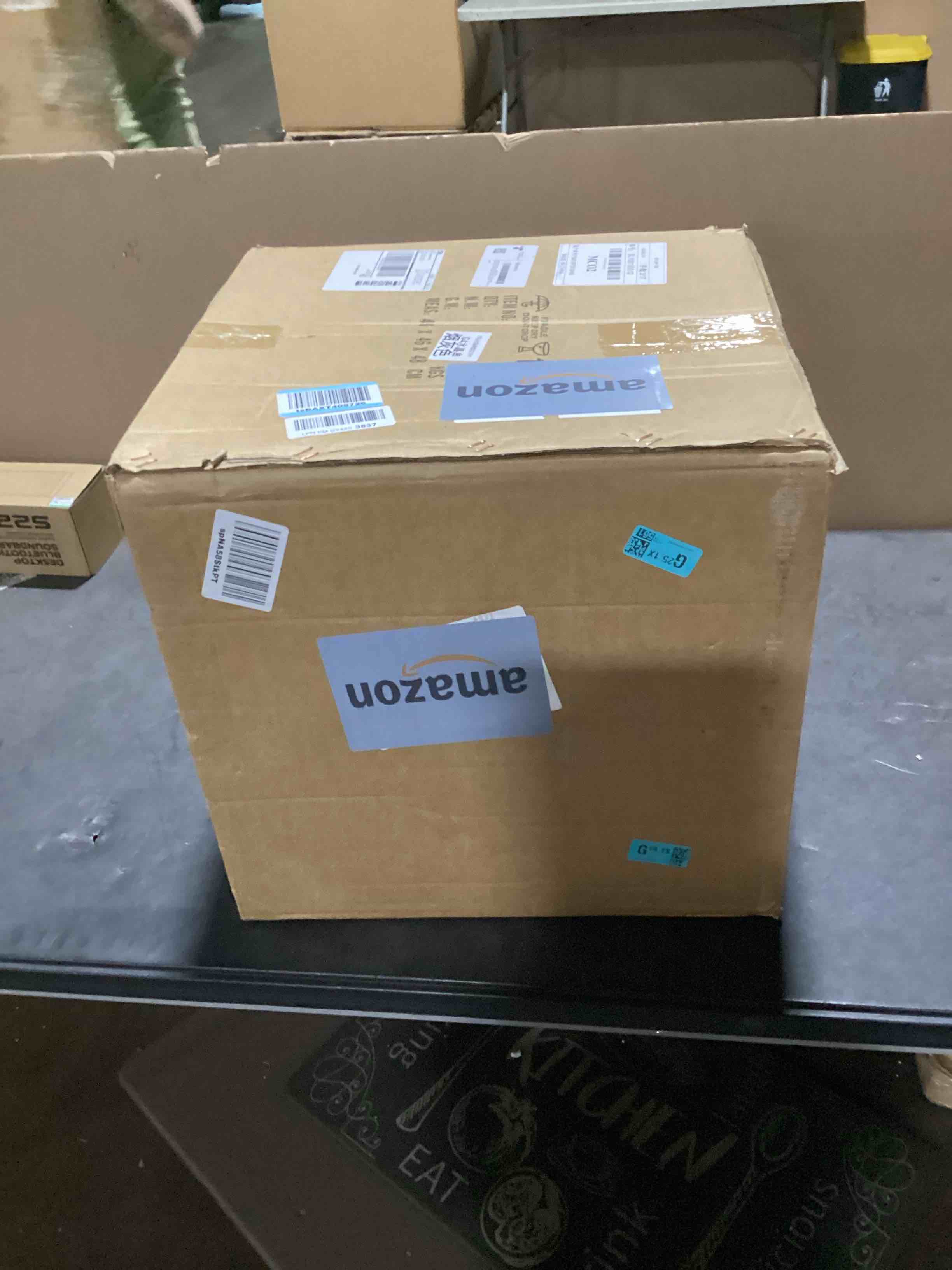https://s3.amazonaws.com/lotting-images-prod/bidfta/GRA3560937_1751913187763.jpeg