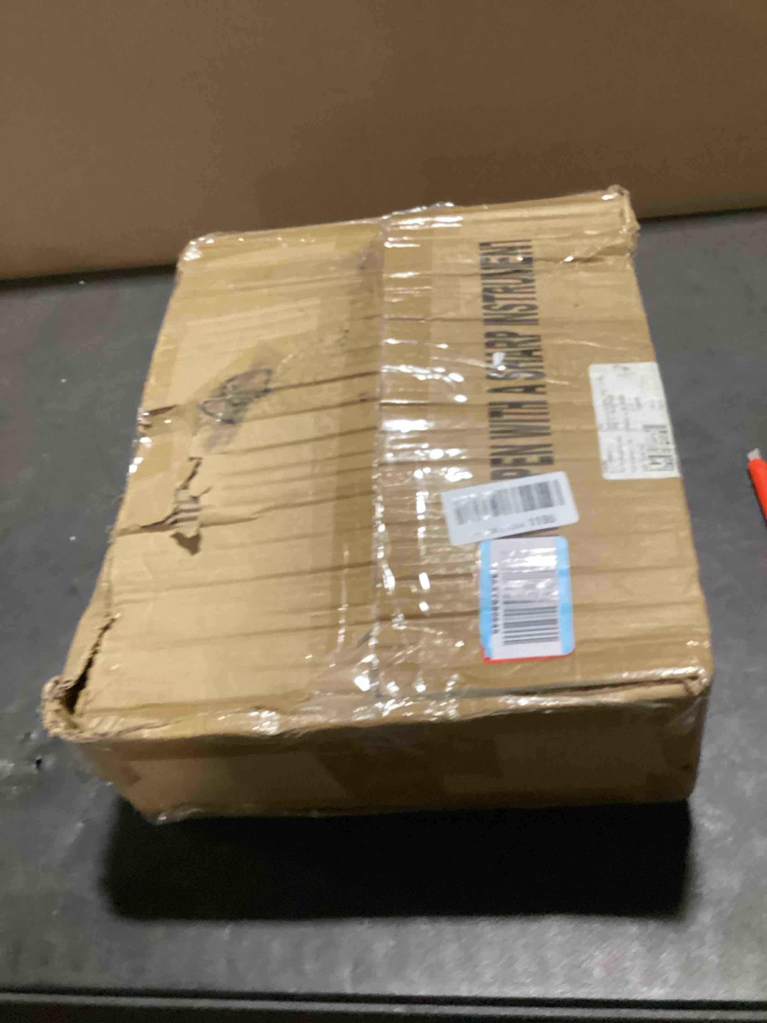 https://s3.amazonaws.com/lotting-images-prod/bidfta/GRA3560986_1751975856072.jpeg