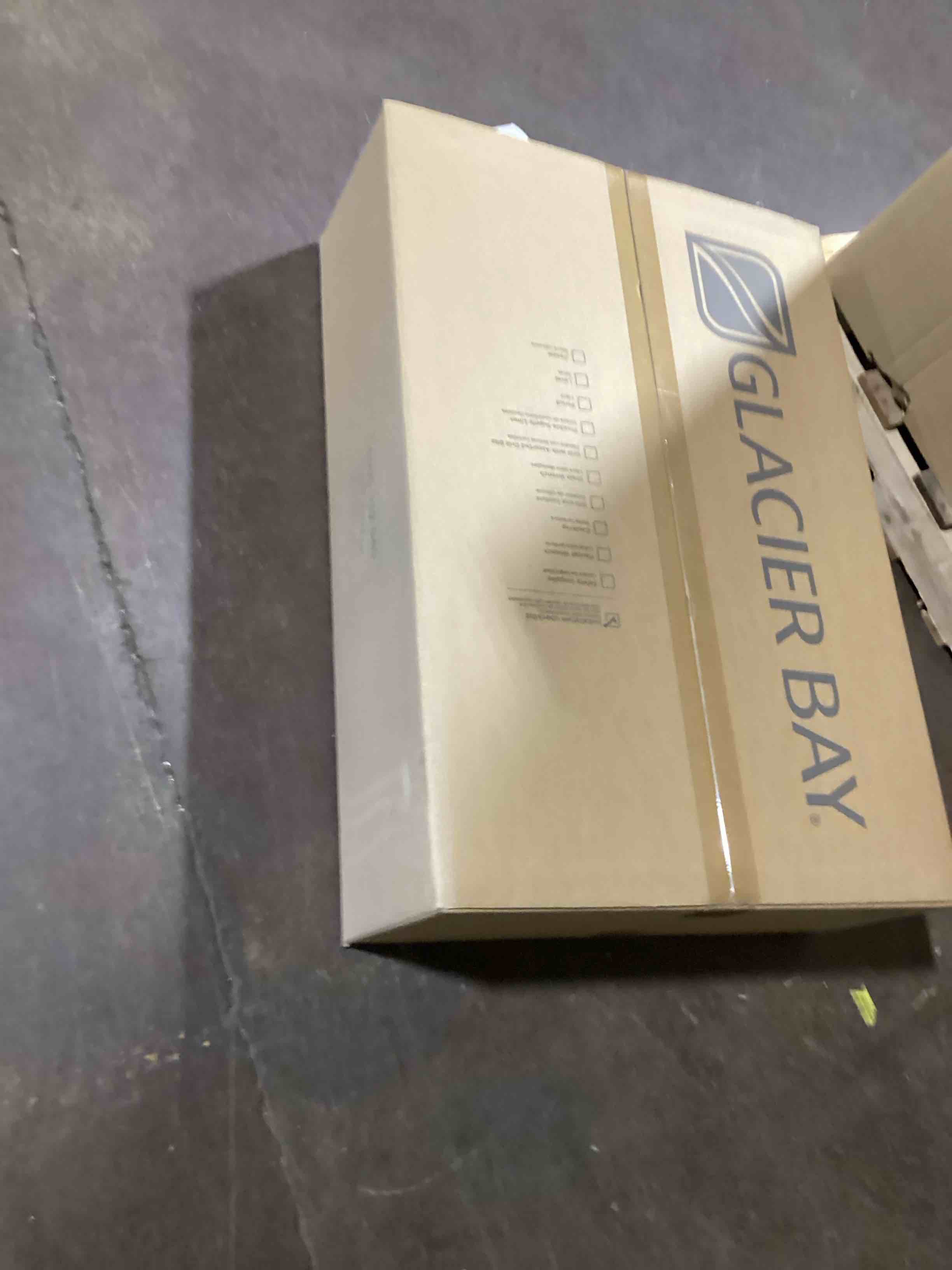 https://s3.amazonaws.com/lotting-images-prod/bidfta/GRA3561213_1752084568023.jpeg