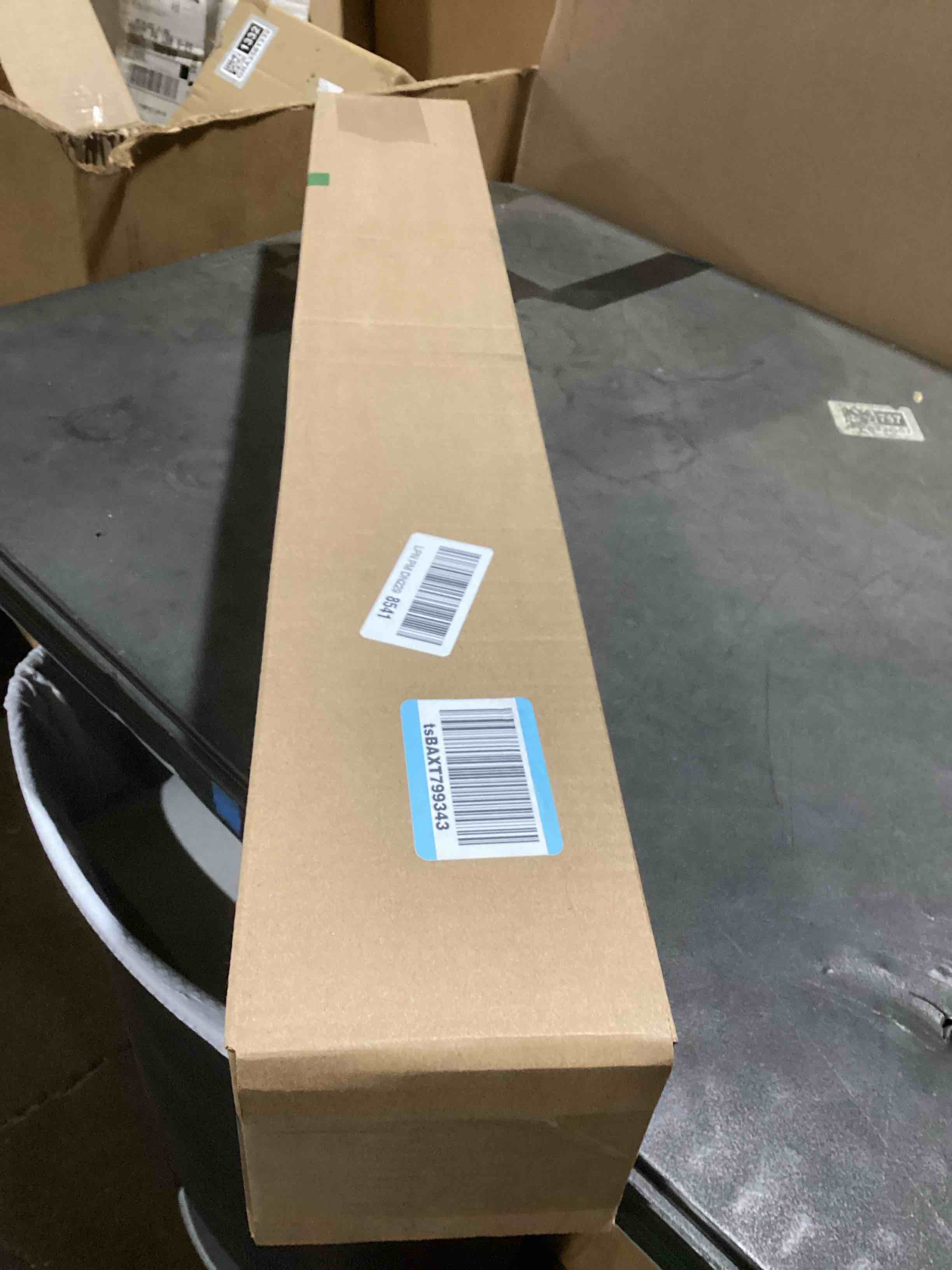 https://s3.amazonaws.com/lotting-images-prod/bidfta/GRA3561340_1752245771556.jpeg