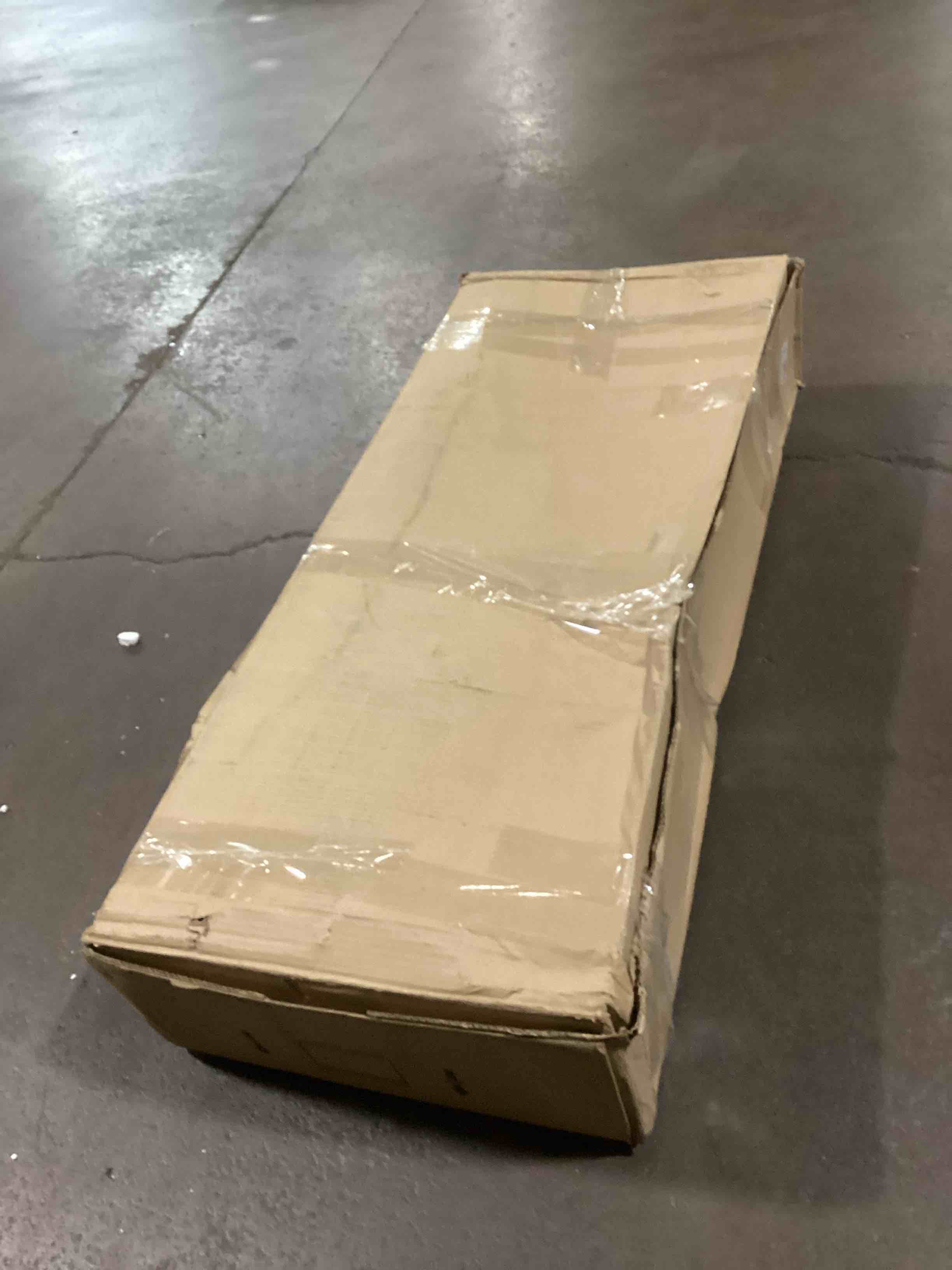 https://s3.amazonaws.com/lotting-images-prod/bidfta/GRA3561344_1752249232493.jpeg