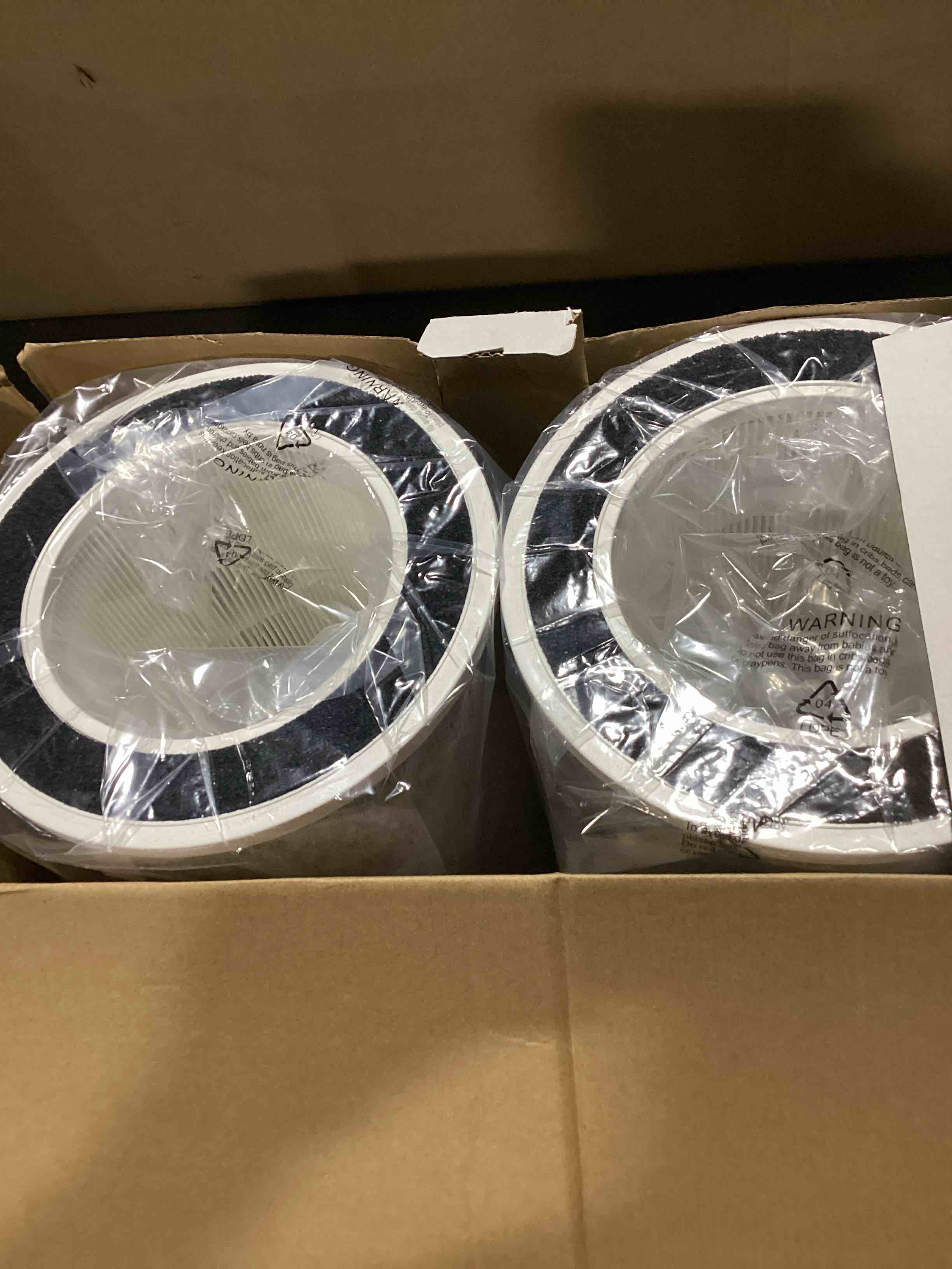 https://s3.amazonaws.com/lotting-images-prod/bidfta/GRA3561566_1752839027790.jpeg