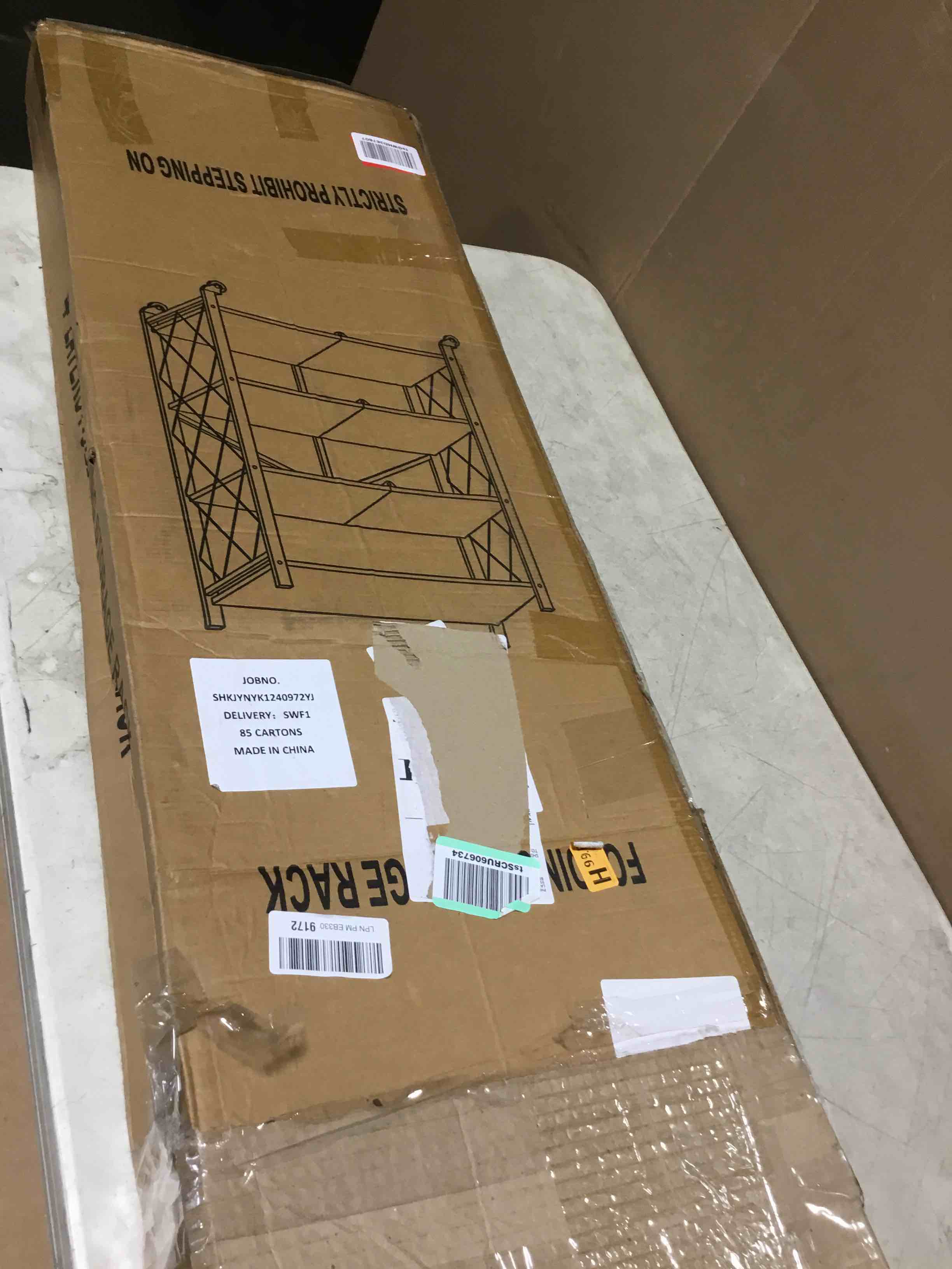 https://s3.amazonaws.com/lotting-images-prod/bidfta/GRA3562503_1750874890382.jpeg