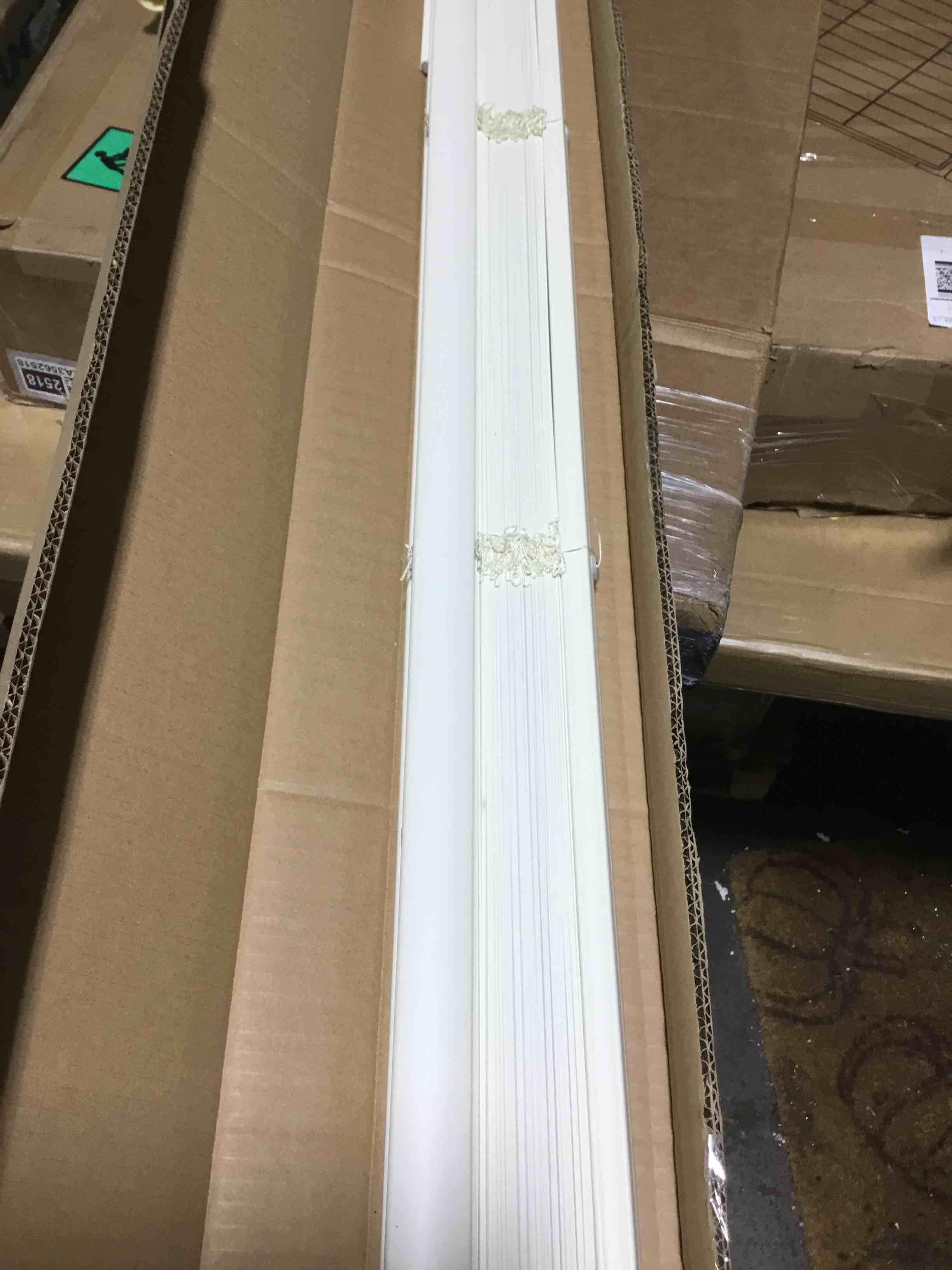 https://s3.amazonaws.com/lotting-images-prod/bidfta/GRA3562522_1751369149597.jpeg