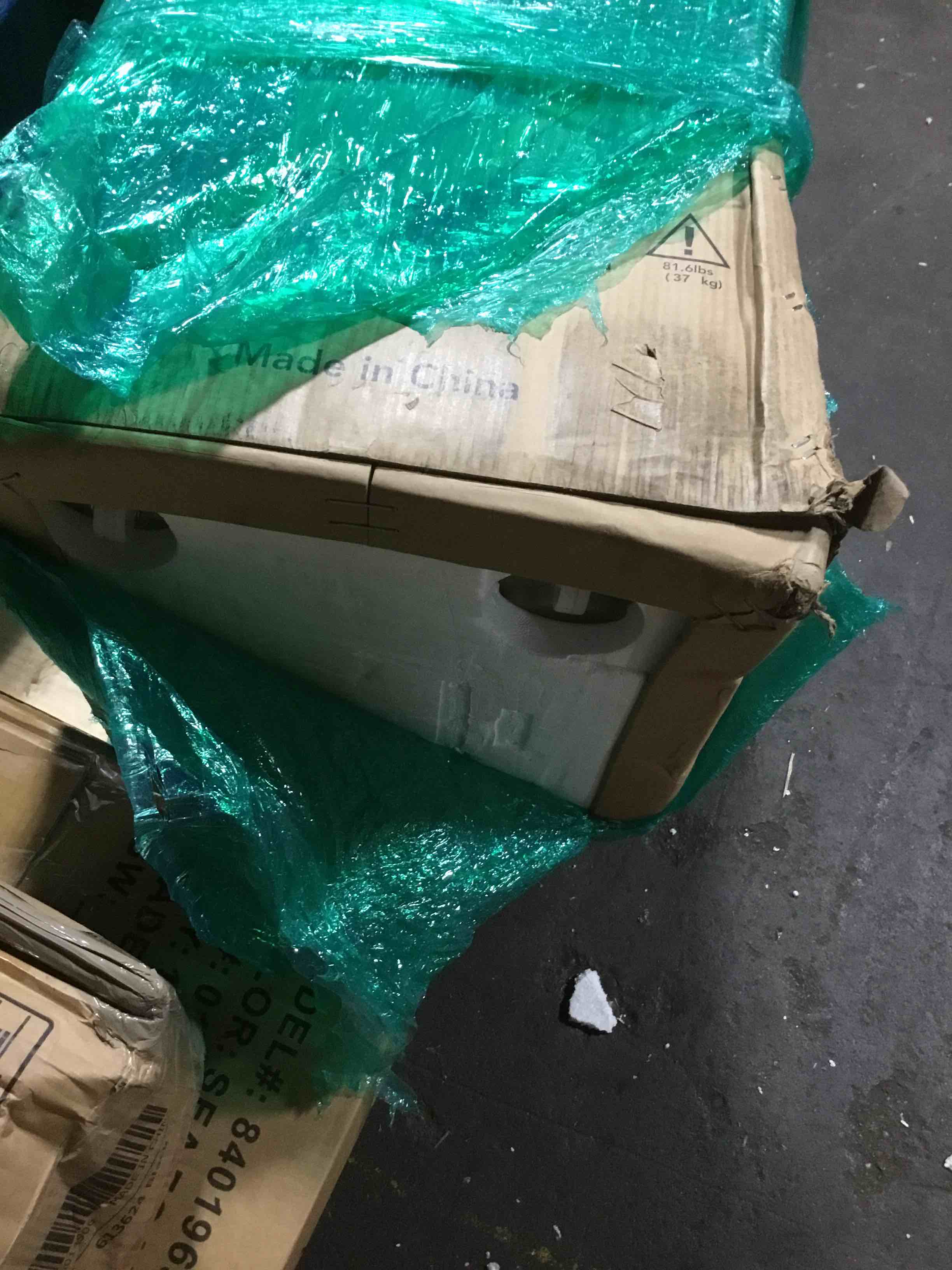 https://s3.amazonaws.com/lotting-images-prod/bidfta/GRA3562585_1751380134416.jpeg