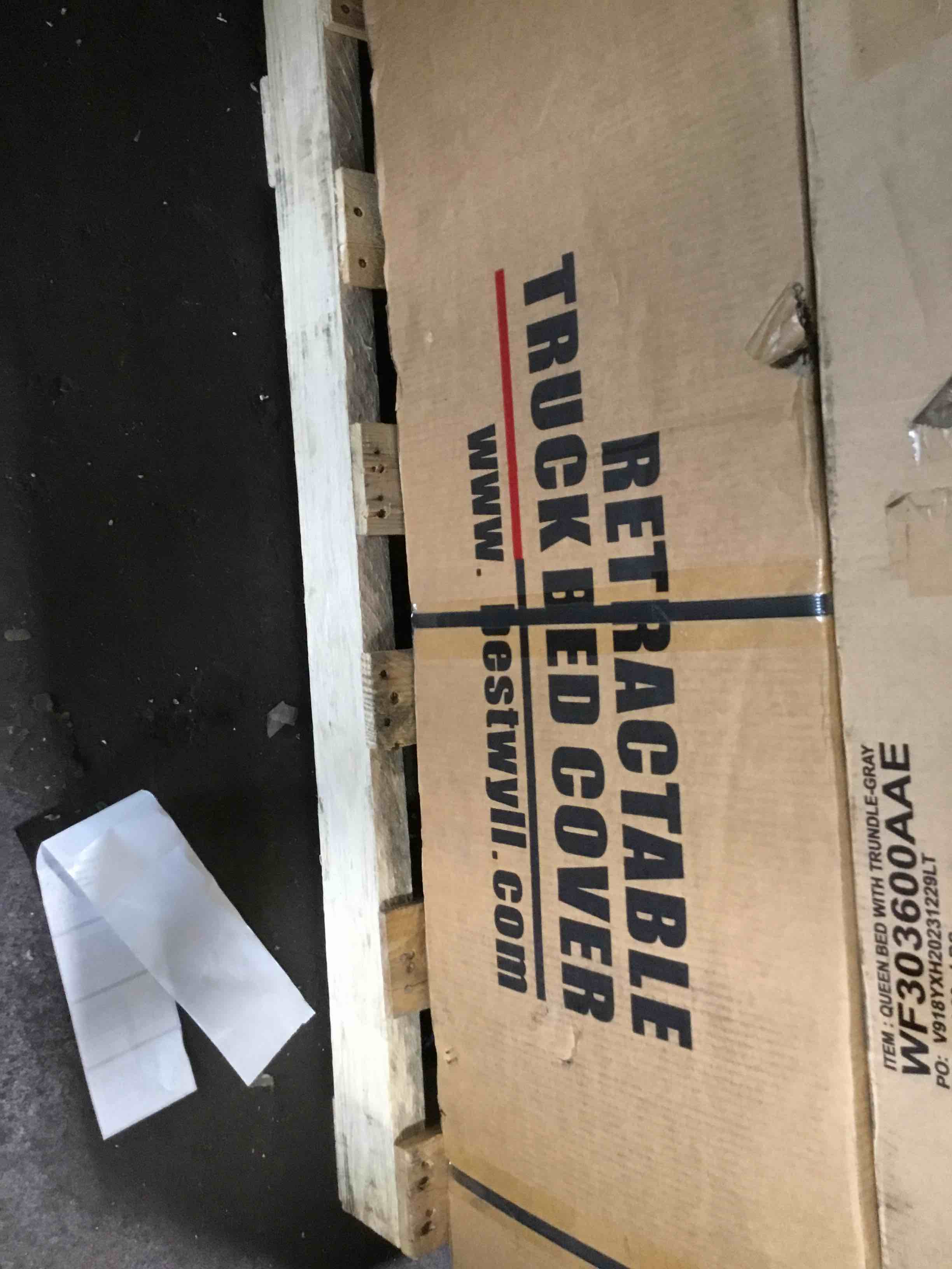 https://s3.amazonaws.com/lotting-images-prod/bidfta/GRA3562604_1751386825202.jpeg