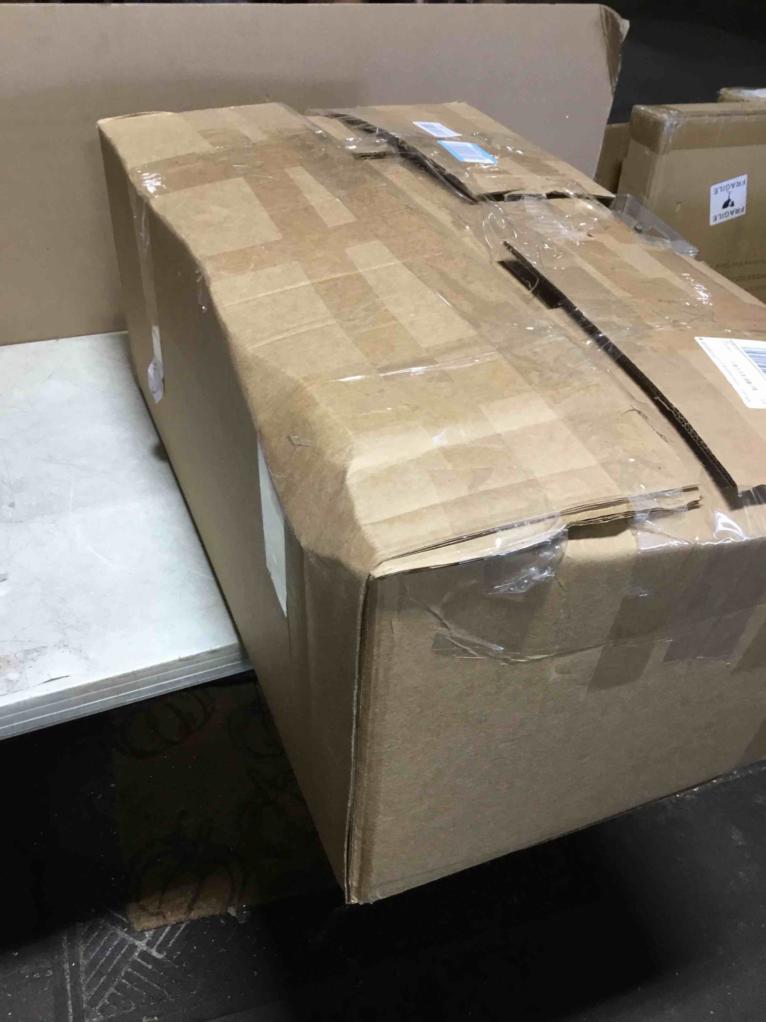 https://s3.amazonaws.com/lotting-images-prod/bidfta/GRA3562764_1751470655023.jpeg