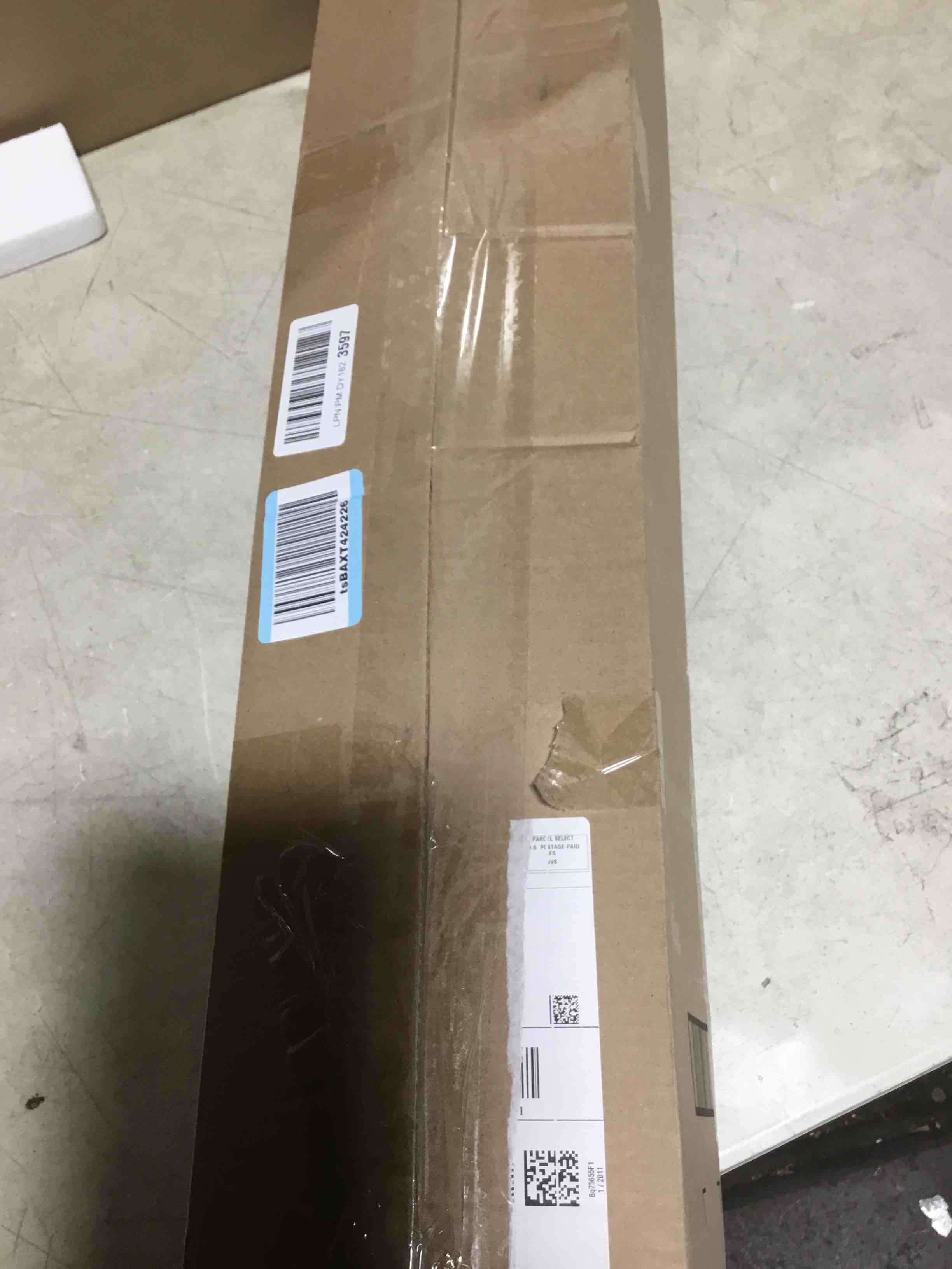 https://s3.amazonaws.com/lotting-images-prod/bidfta/GRA3562818_1751476996999.jpeg