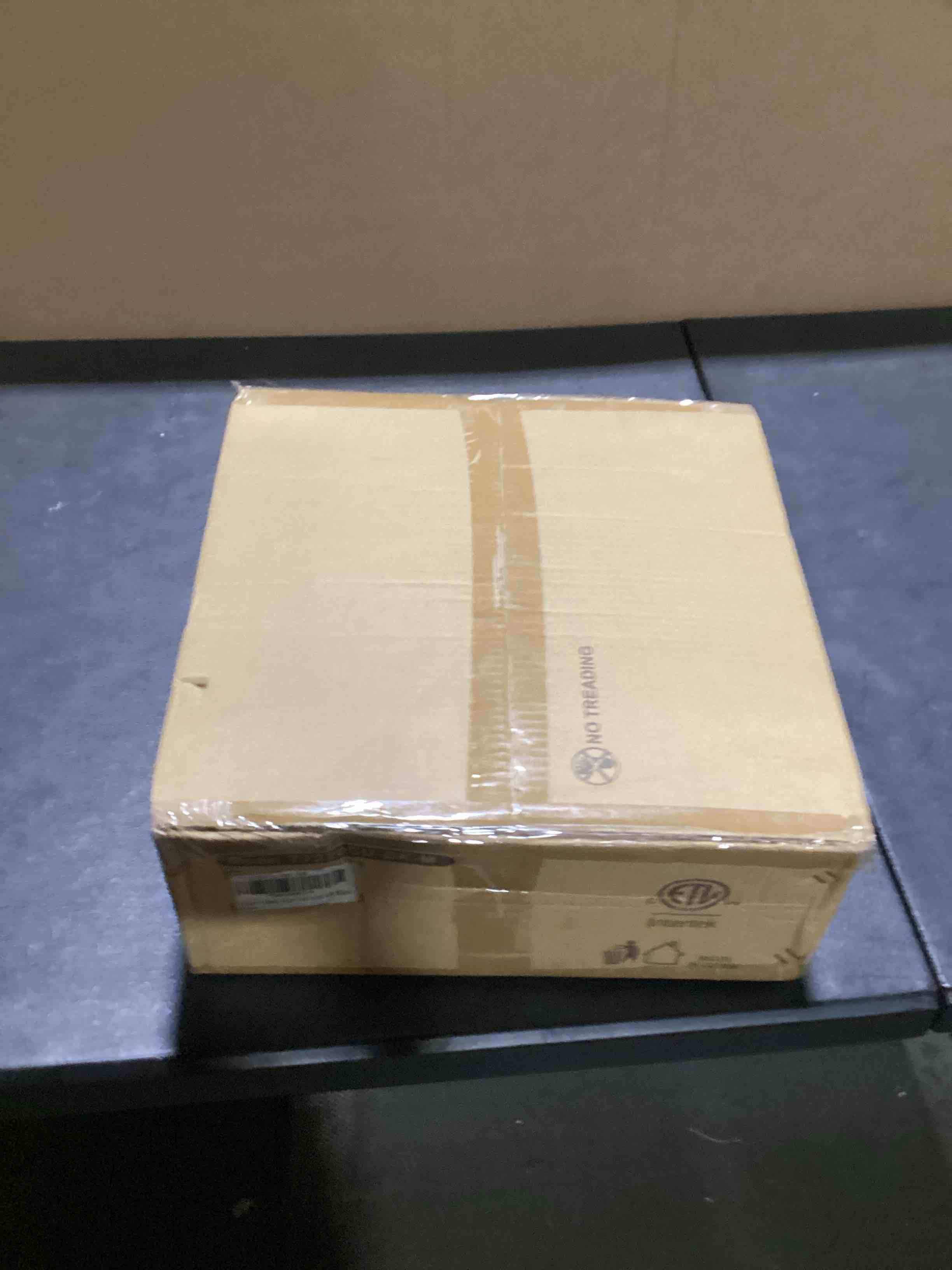 https://s3.amazonaws.com/lotting-images-prod/bidfta/GRA3565047_1750850616195.jpeg