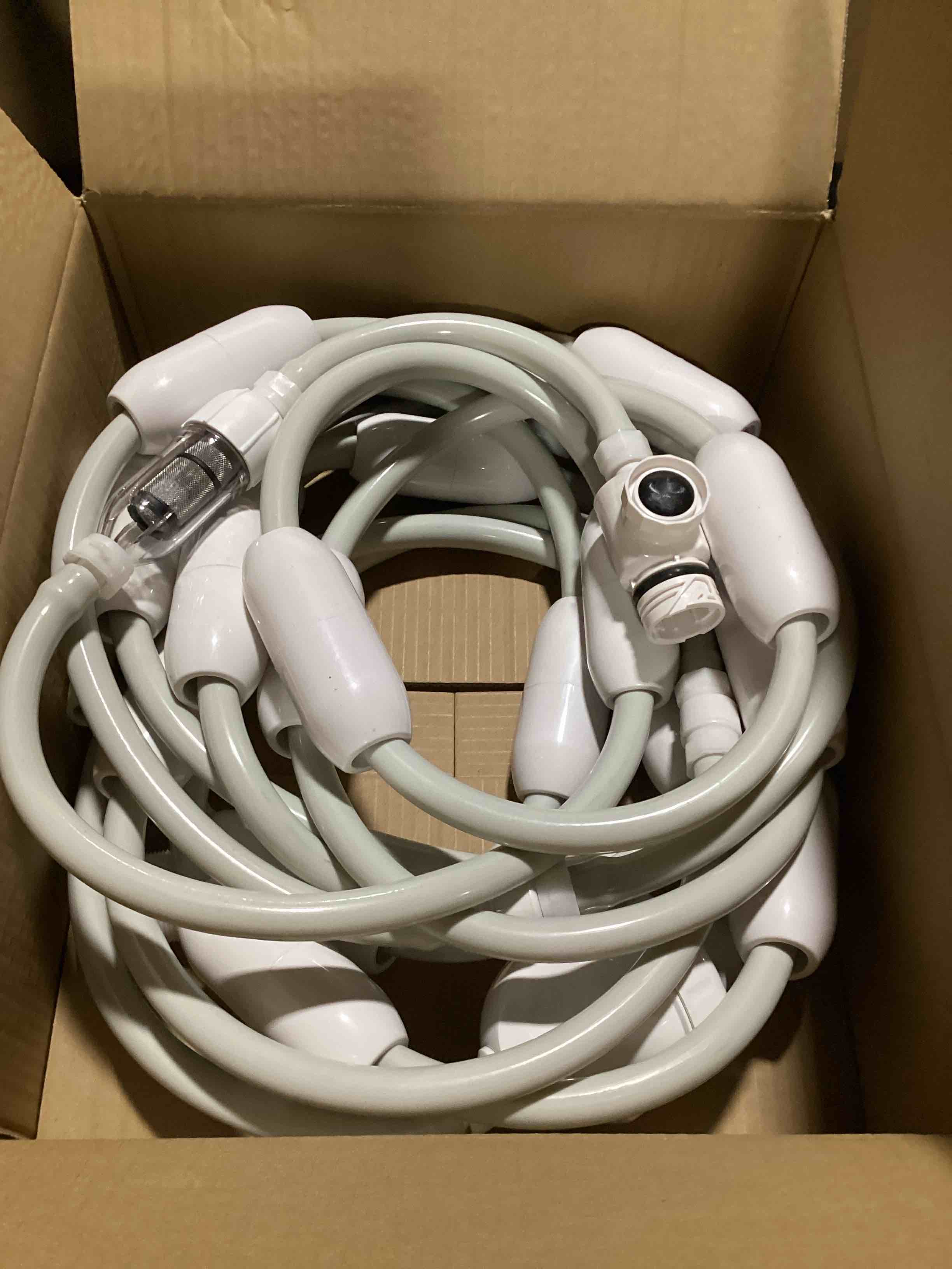 https://s3.amazonaws.com/lotting-images-prod/bidfta/GRA3565053_1750850694129.jpeg