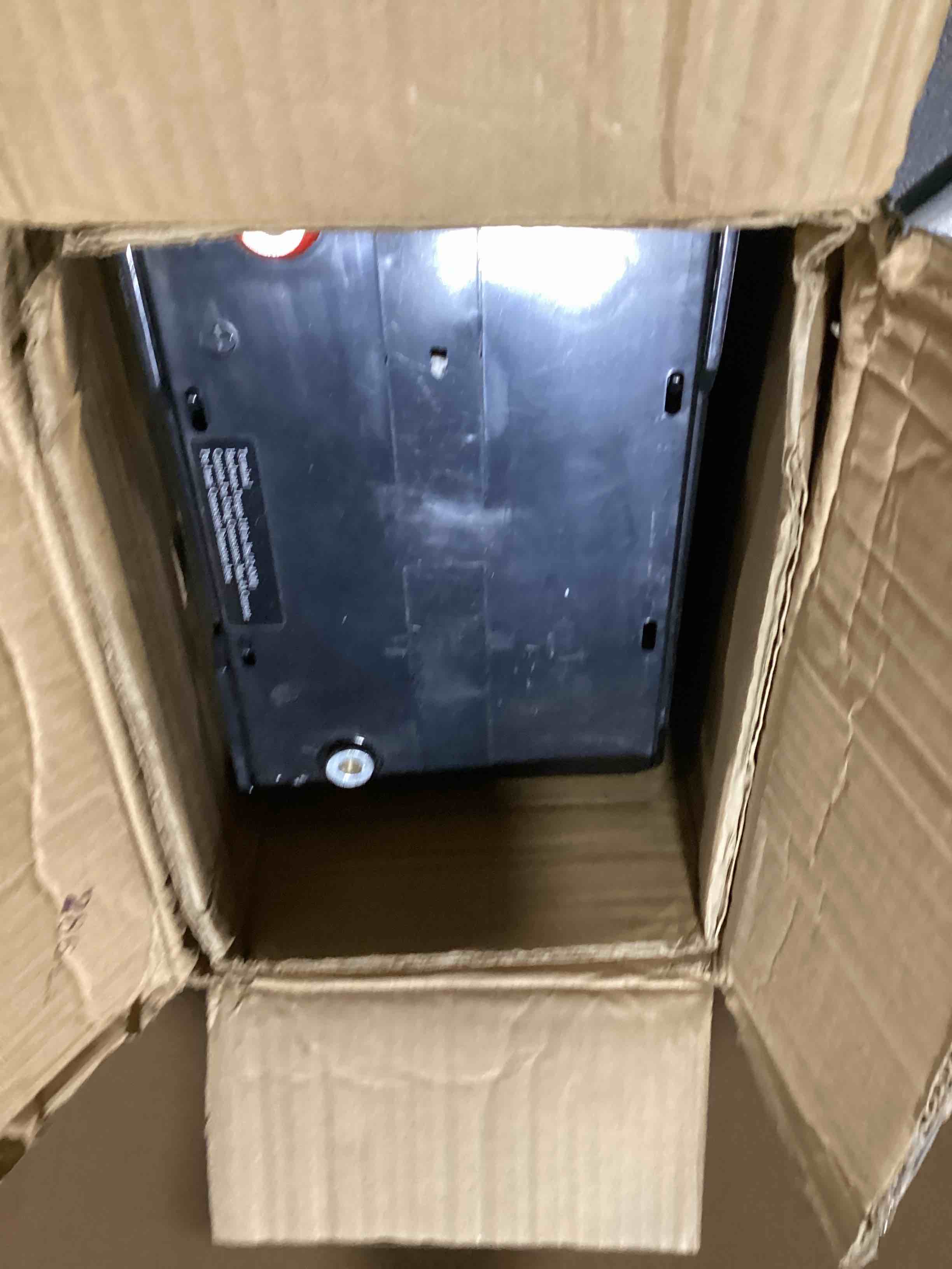 https://s3.amazonaws.com/lotting-images-prod/bidfta/GRA3565092_1750852690628.jpeg
