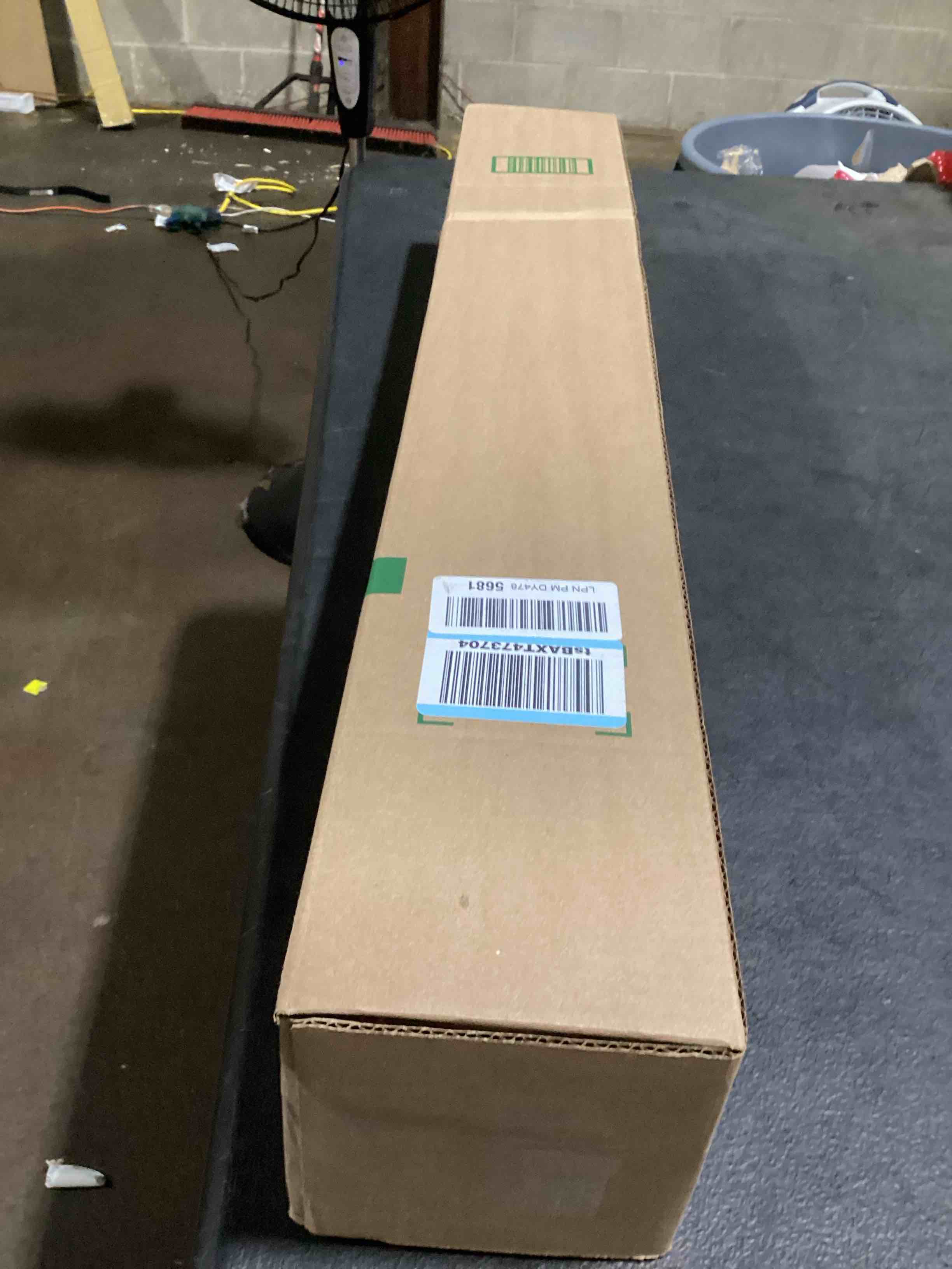 https://s3.amazonaws.com/lotting-images-prod/bidfta/GRA3565155_1750865657553.jpeg