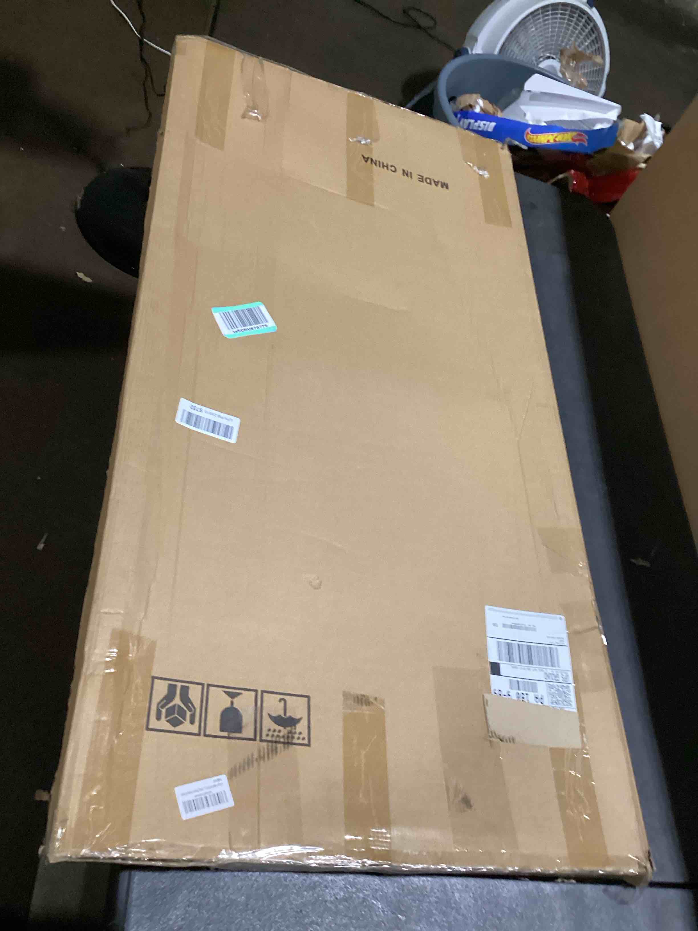 https://s3.amazonaws.com/lotting-images-prod/bidfta/GRA3565196_1750871708062.jpeg