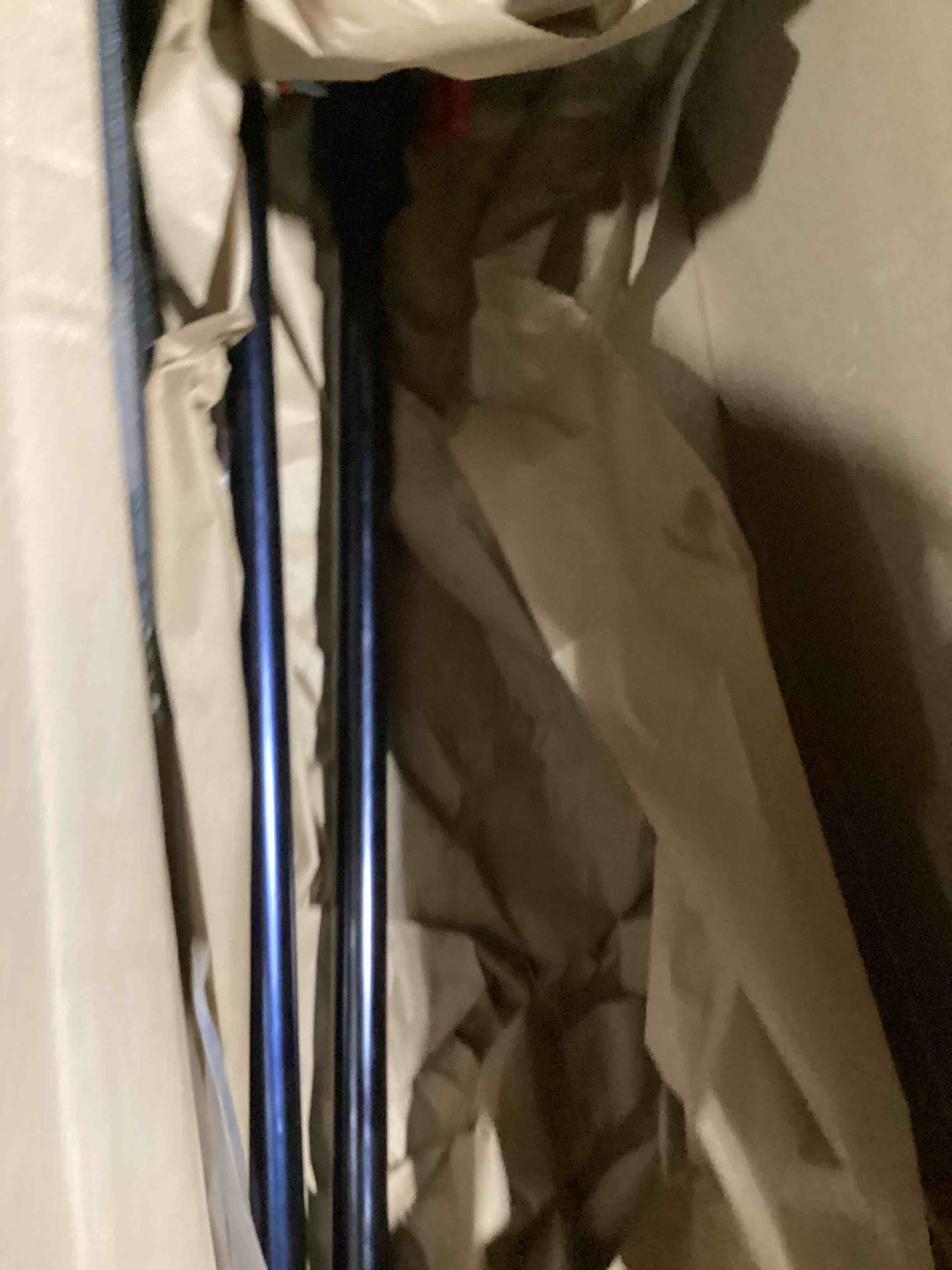 https://s3.amazonaws.com/lotting-images-prod/bidfta/GRA3565209_1750874939684.jpeg