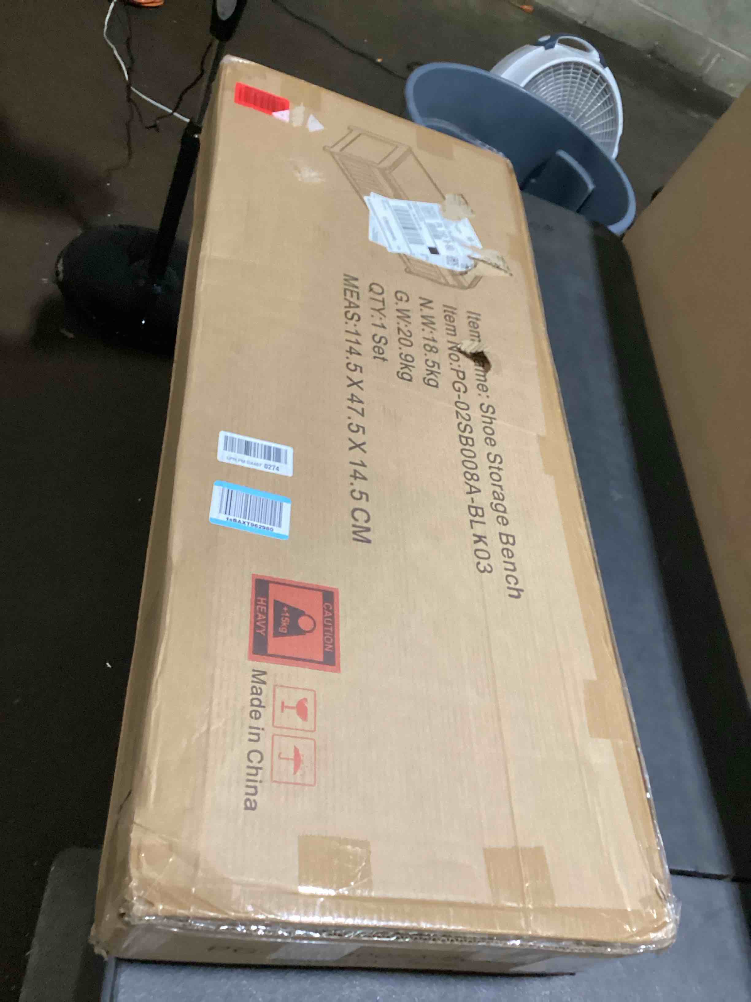 https://s3.amazonaws.com/lotting-images-prod/bidfta/GRA3565214_1750875604140.jpeg