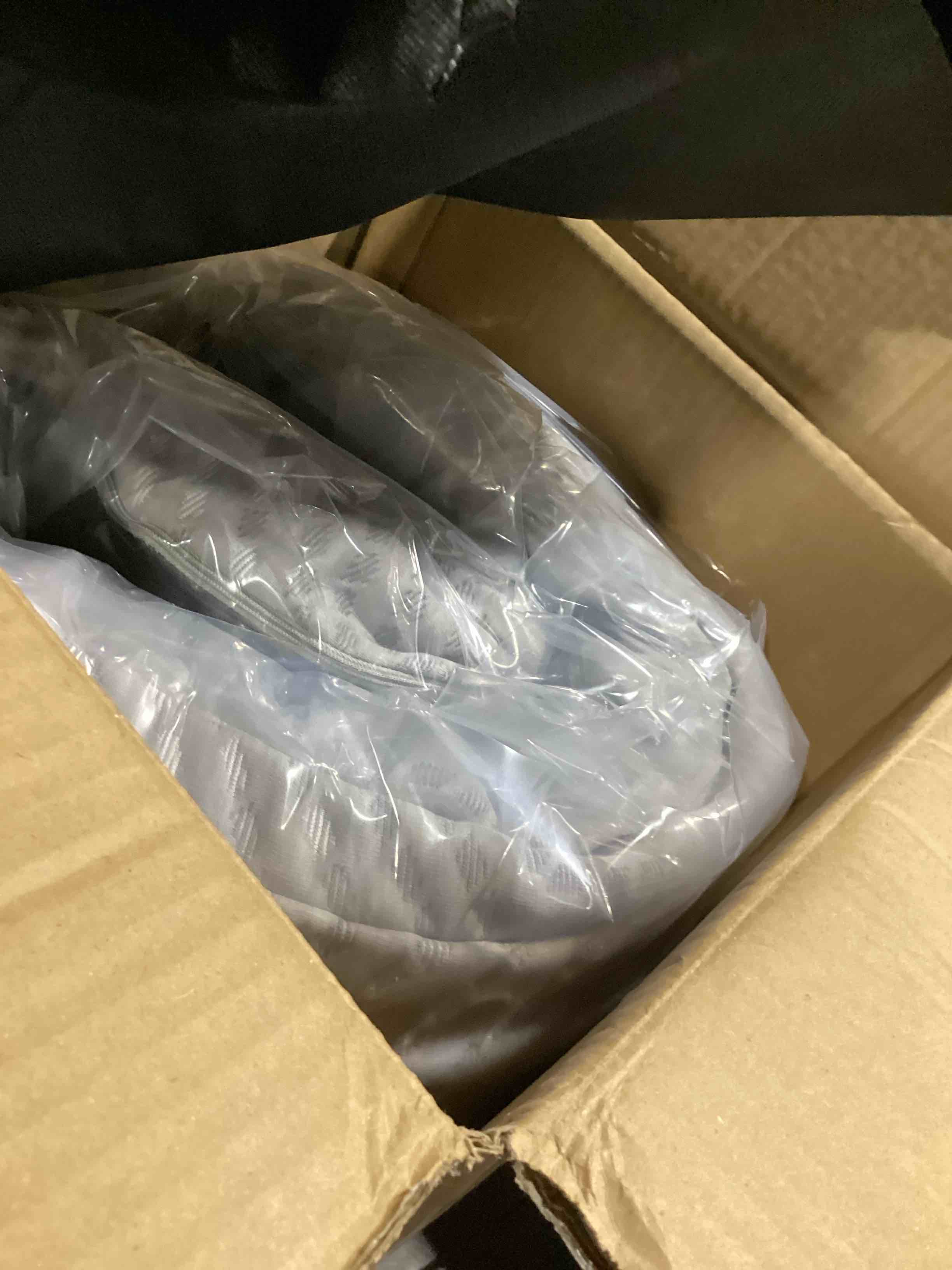 https://s3.amazonaws.com/lotting-images-prod/bidfta/GRA3565229_1751280994534.jpeg