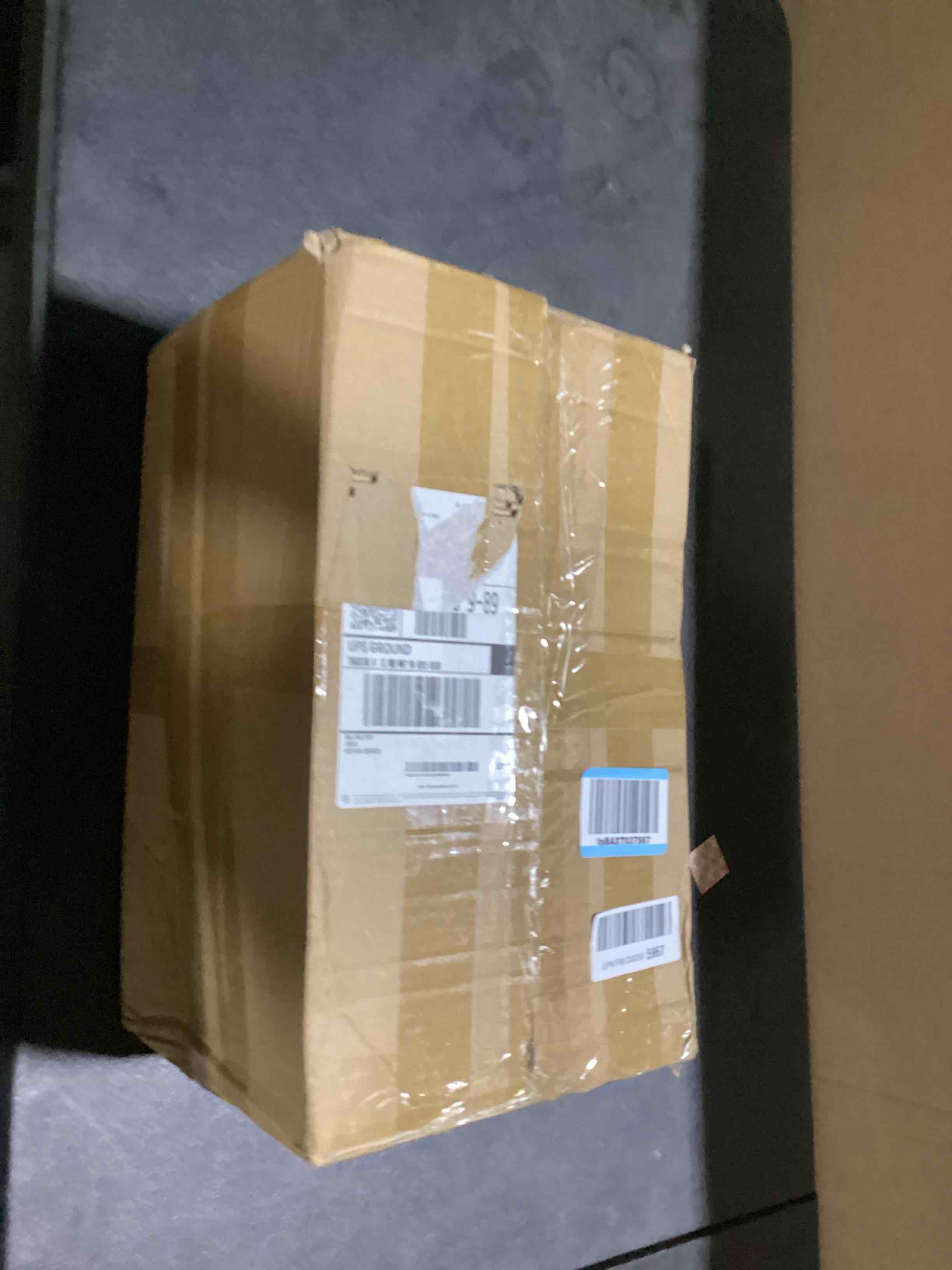 https://s3.amazonaws.com/lotting-images-prod/bidfta/GRA3565240_1751282186671.jpeg