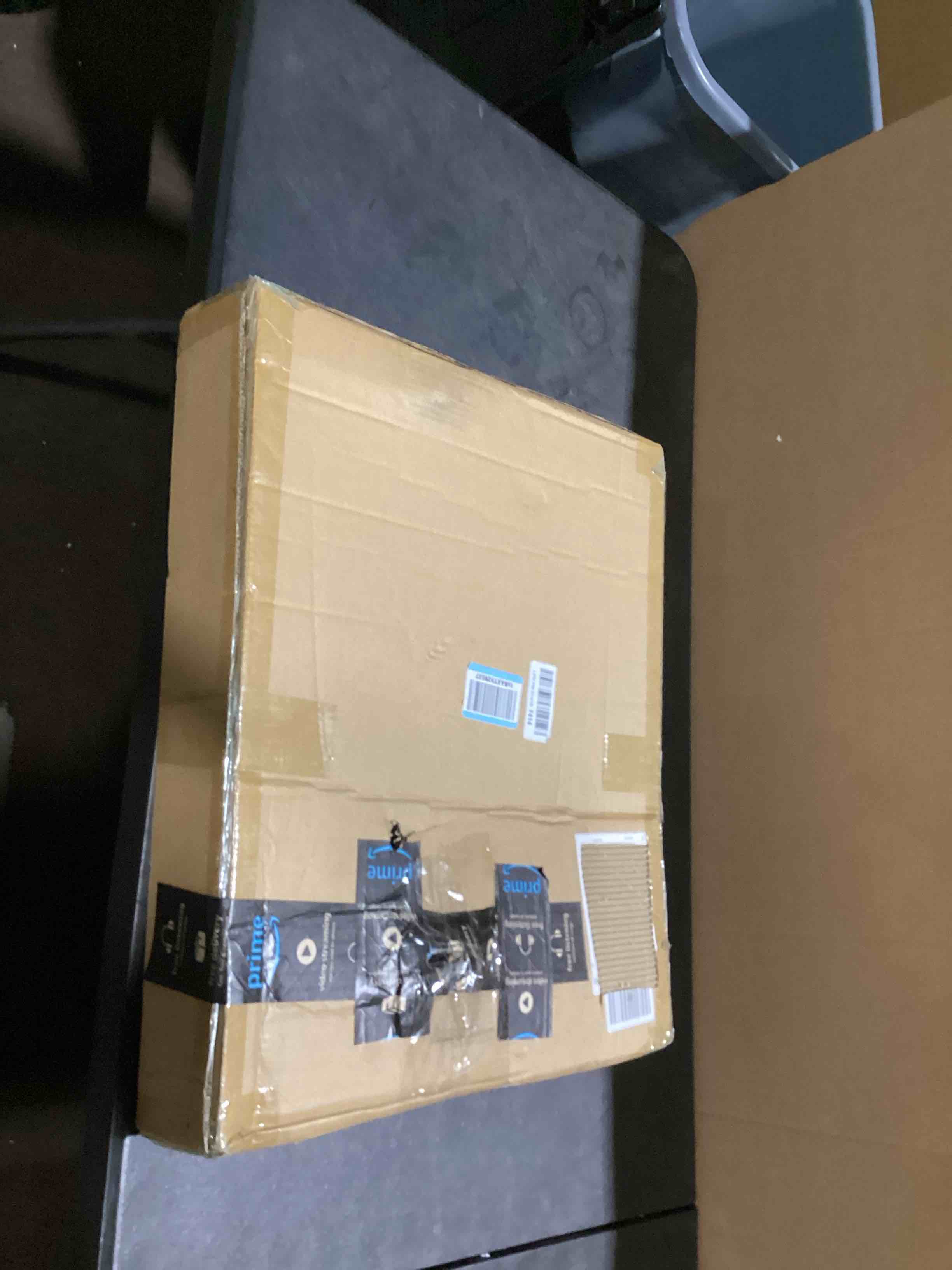 https://s3.amazonaws.com/lotting-images-prod/bidfta/GRA3565251_1751283173868.jpeg