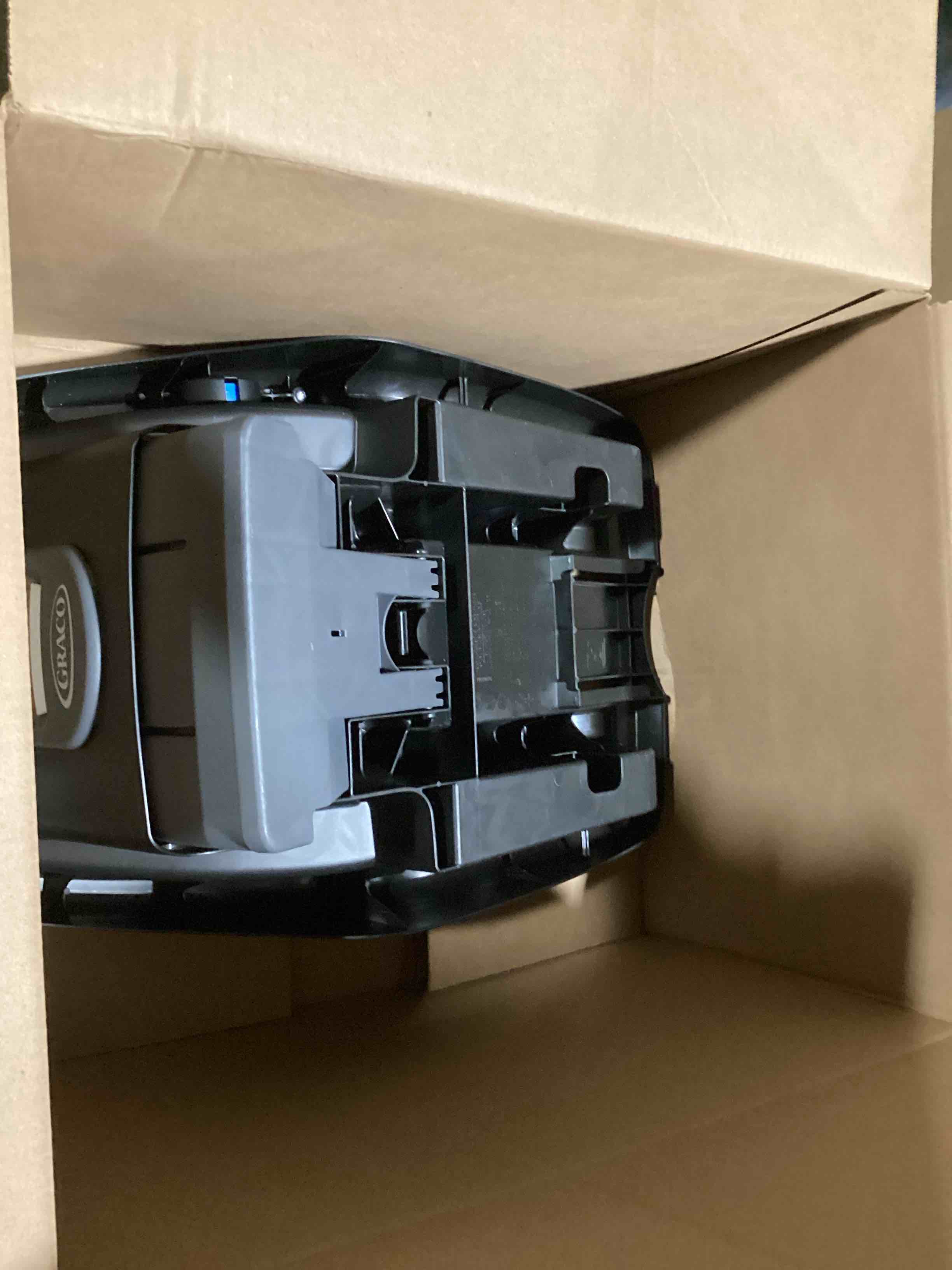 https://s3.amazonaws.com/lotting-images-prod/bidfta/GRA3565291_1751287059709.jpeg