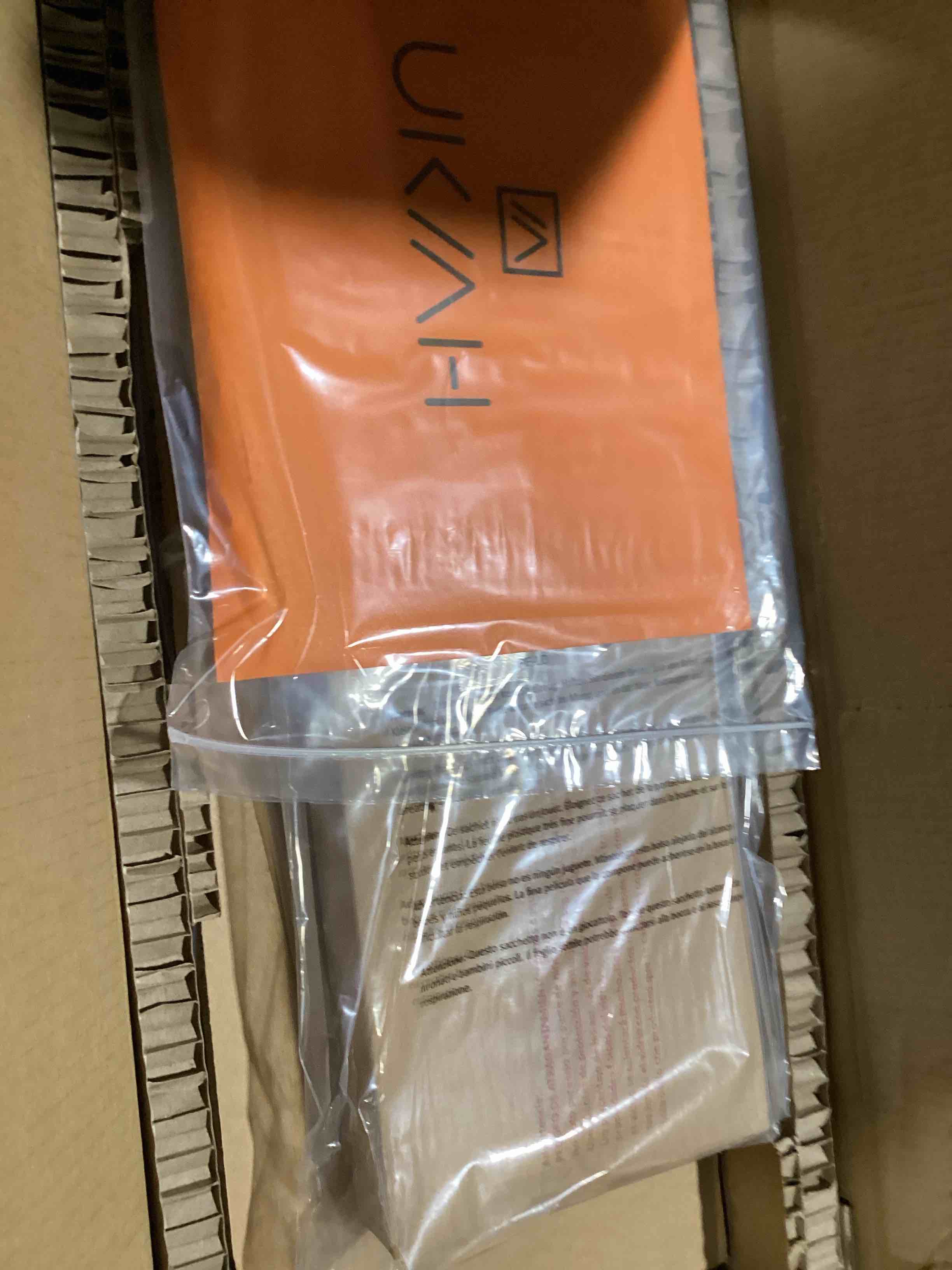 https://s3.amazonaws.com/lotting-images-prod/bidfta/GRA3565361_1751299284018.jpeg