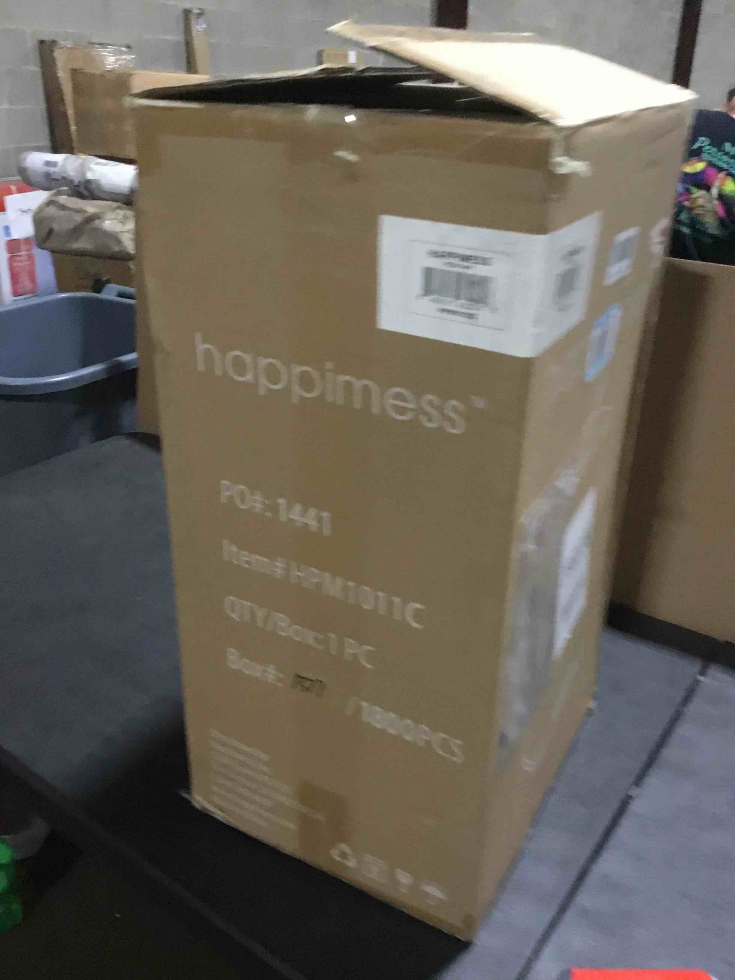 https://s3.amazonaws.com/lotting-images-prod/bidfta/GRA3565484_1751471966014.jpeg