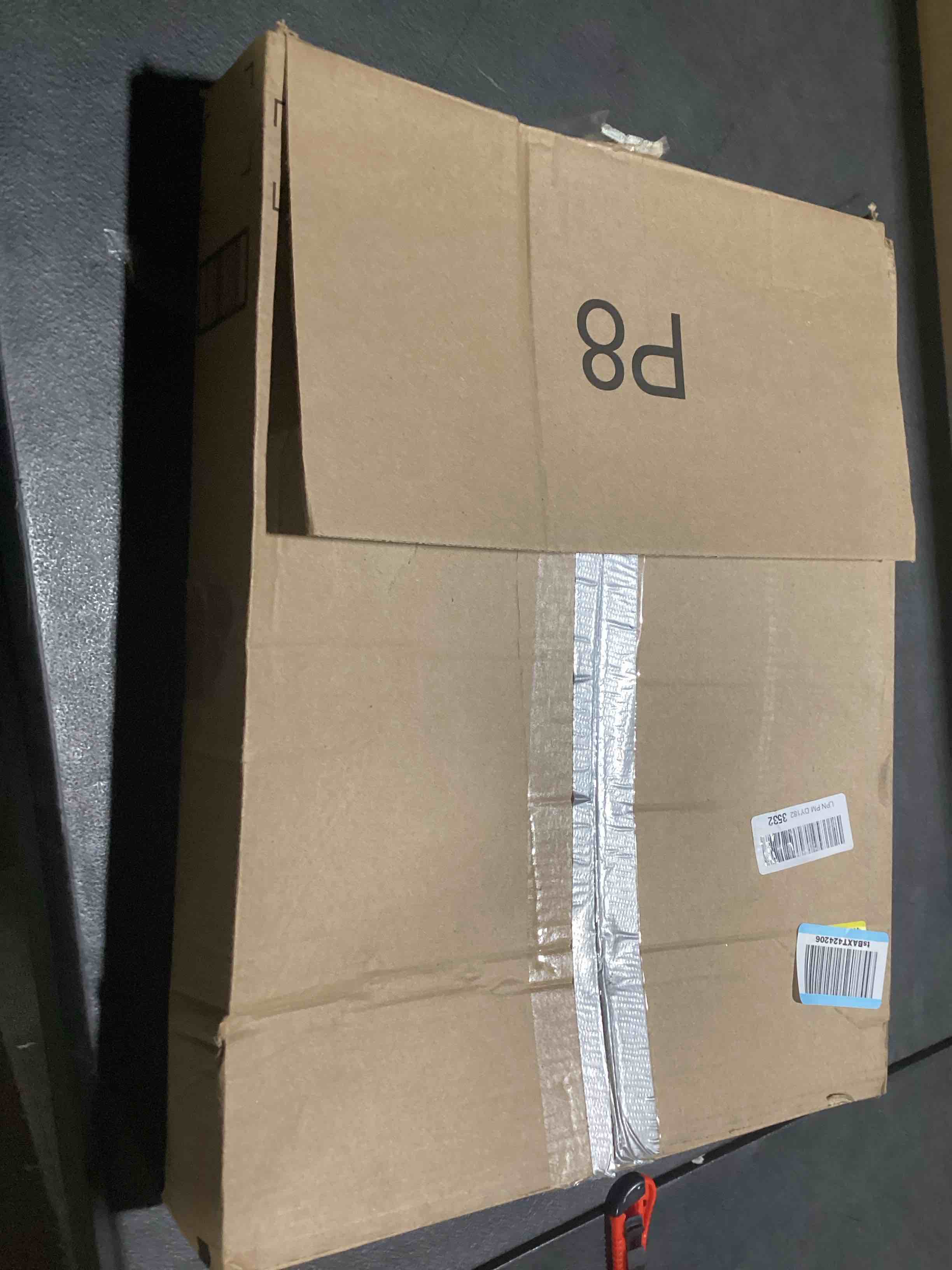 https://s3.amazonaws.com/lotting-images-prod/bidfta/GRA3565539_1751541405899.jpeg