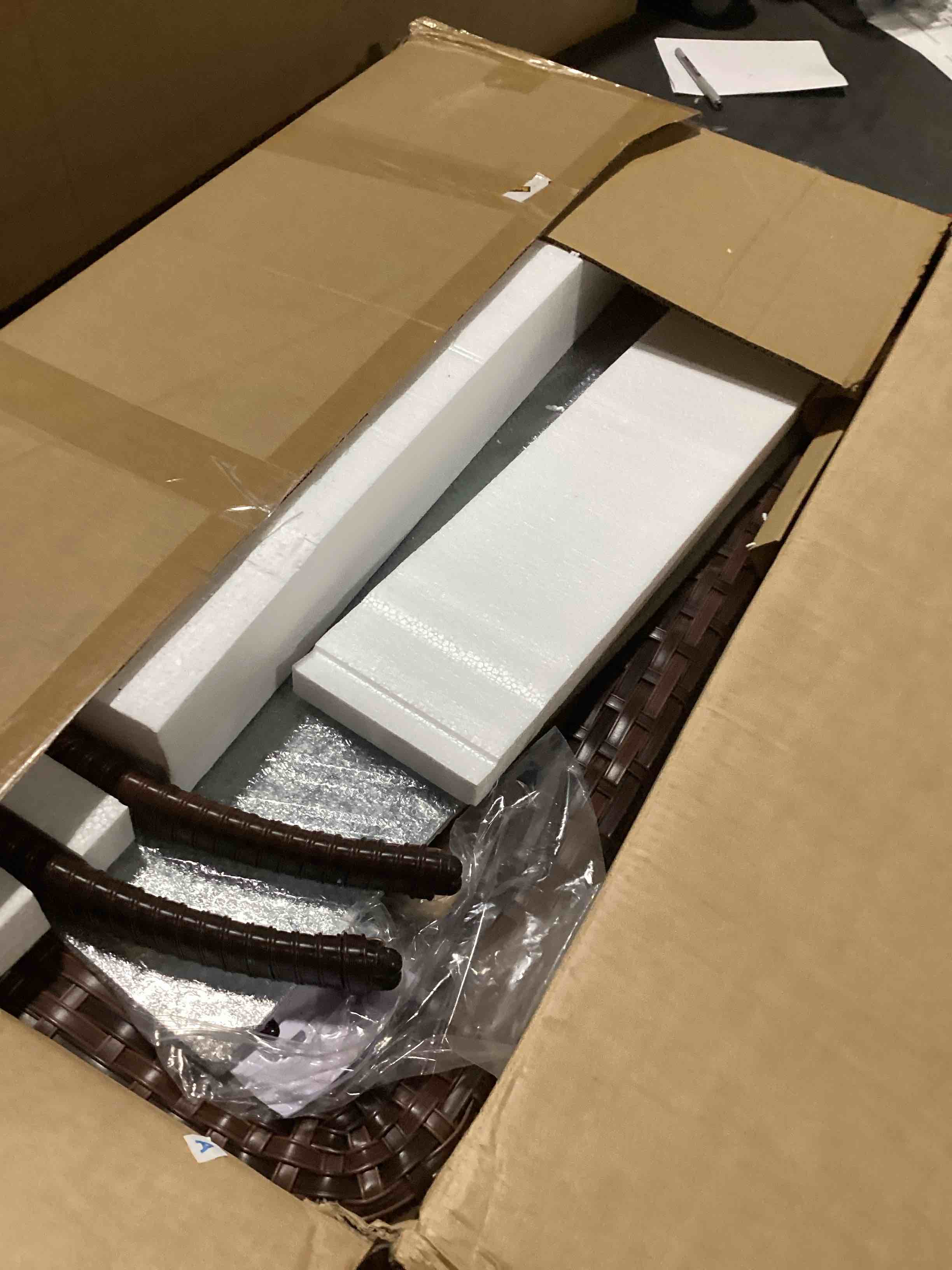 https://s3.amazonaws.com/lotting-images-prod/bidfta/GRA3565612_1751892217582.jpeg