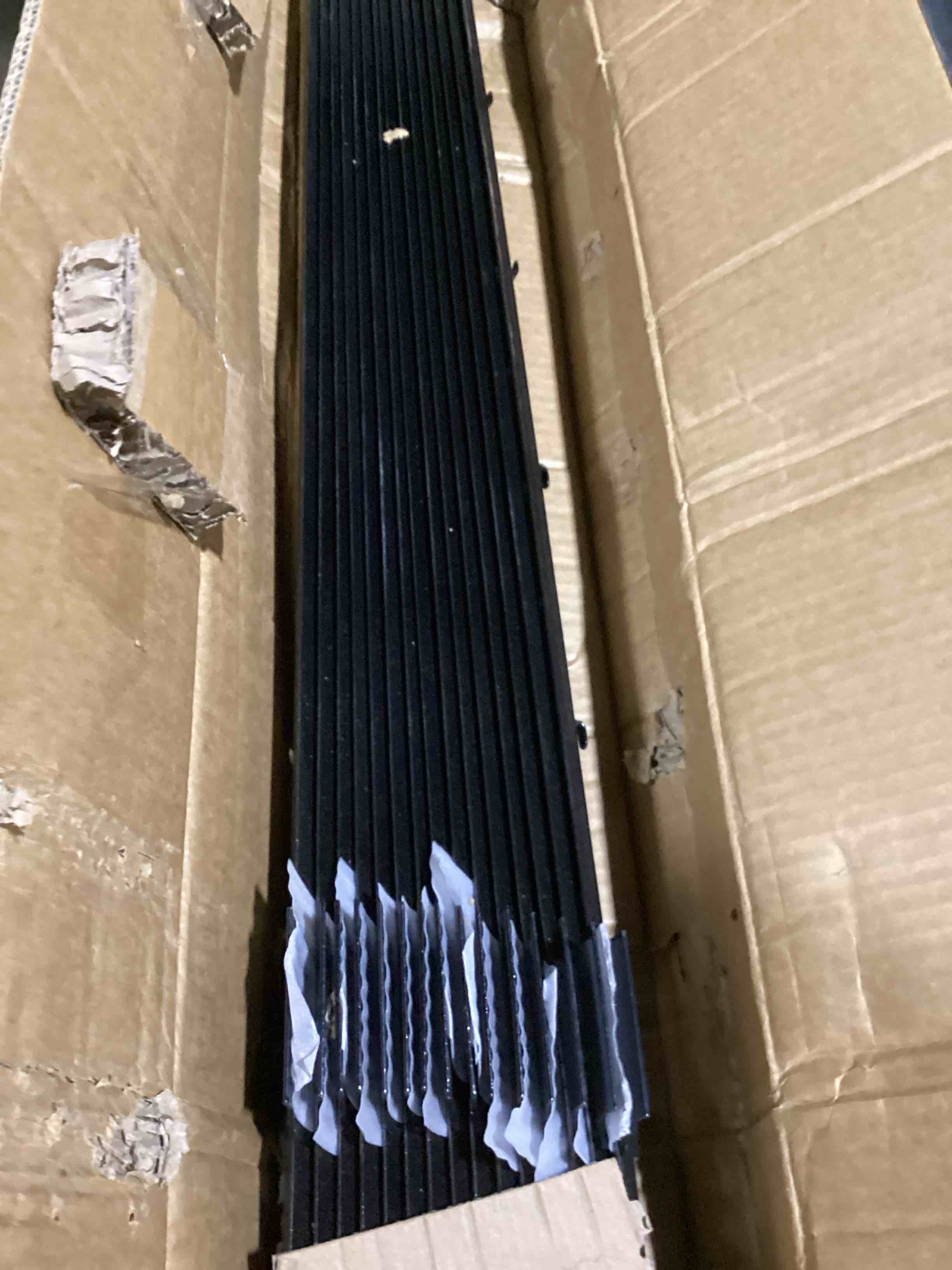 https://s3.amazonaws.com/lotting-images-prod/bidfta/GRA3565664_1752492102457.jpeg