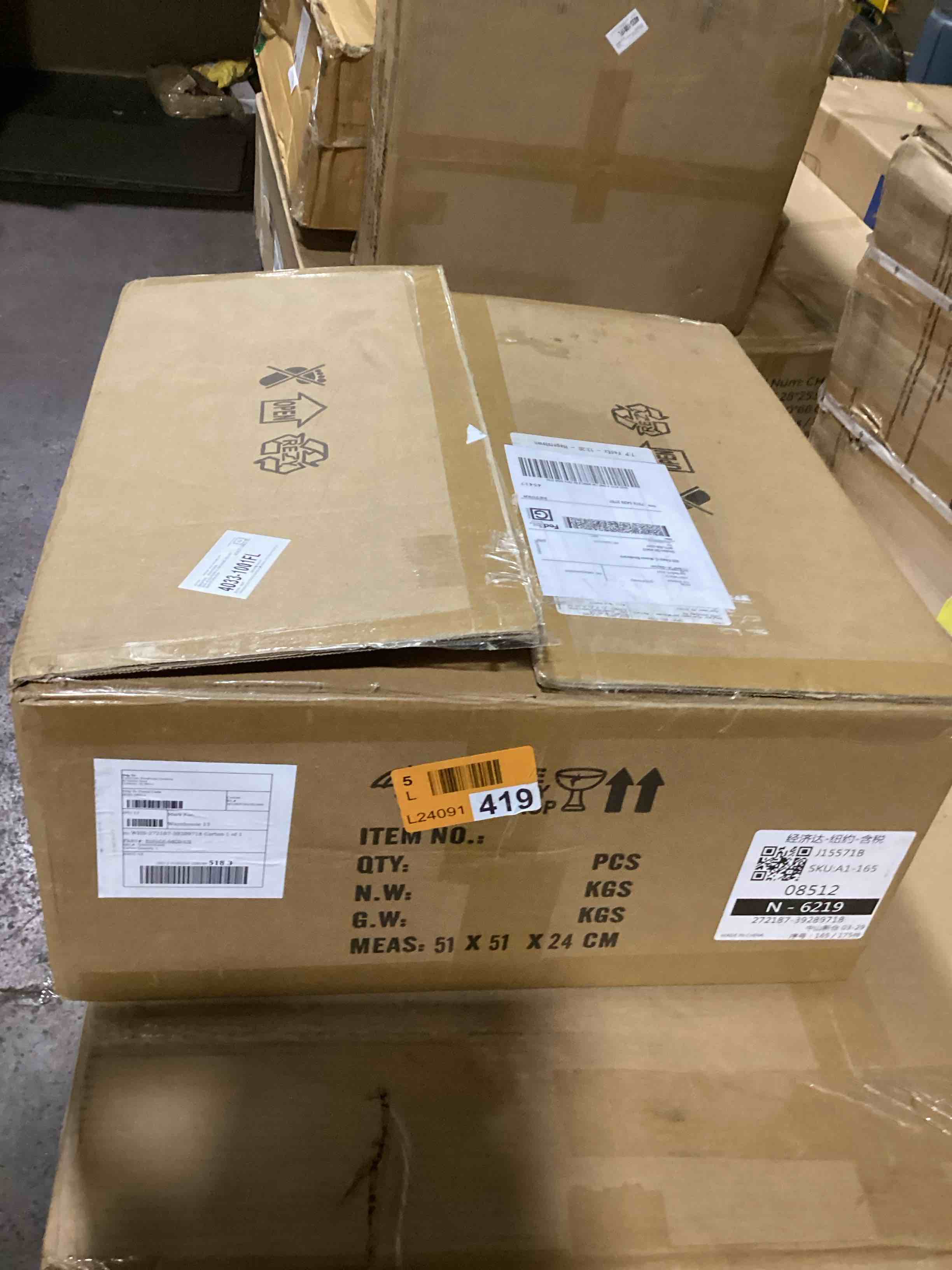 https://s3.amazonaws.com/lotting-images-prod/bidfta/GRA3565700_1752499992661.jpeg
