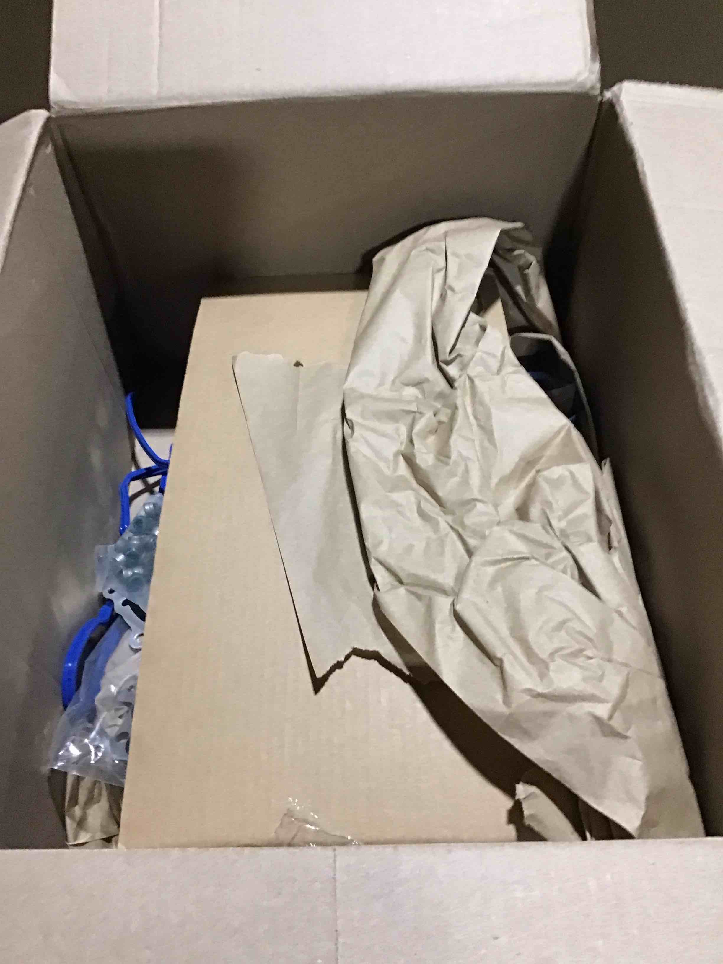 https://s3.amazonaws.com/lotting-images-prod/bidfta/GRA3565893_1752855746782.jpeg