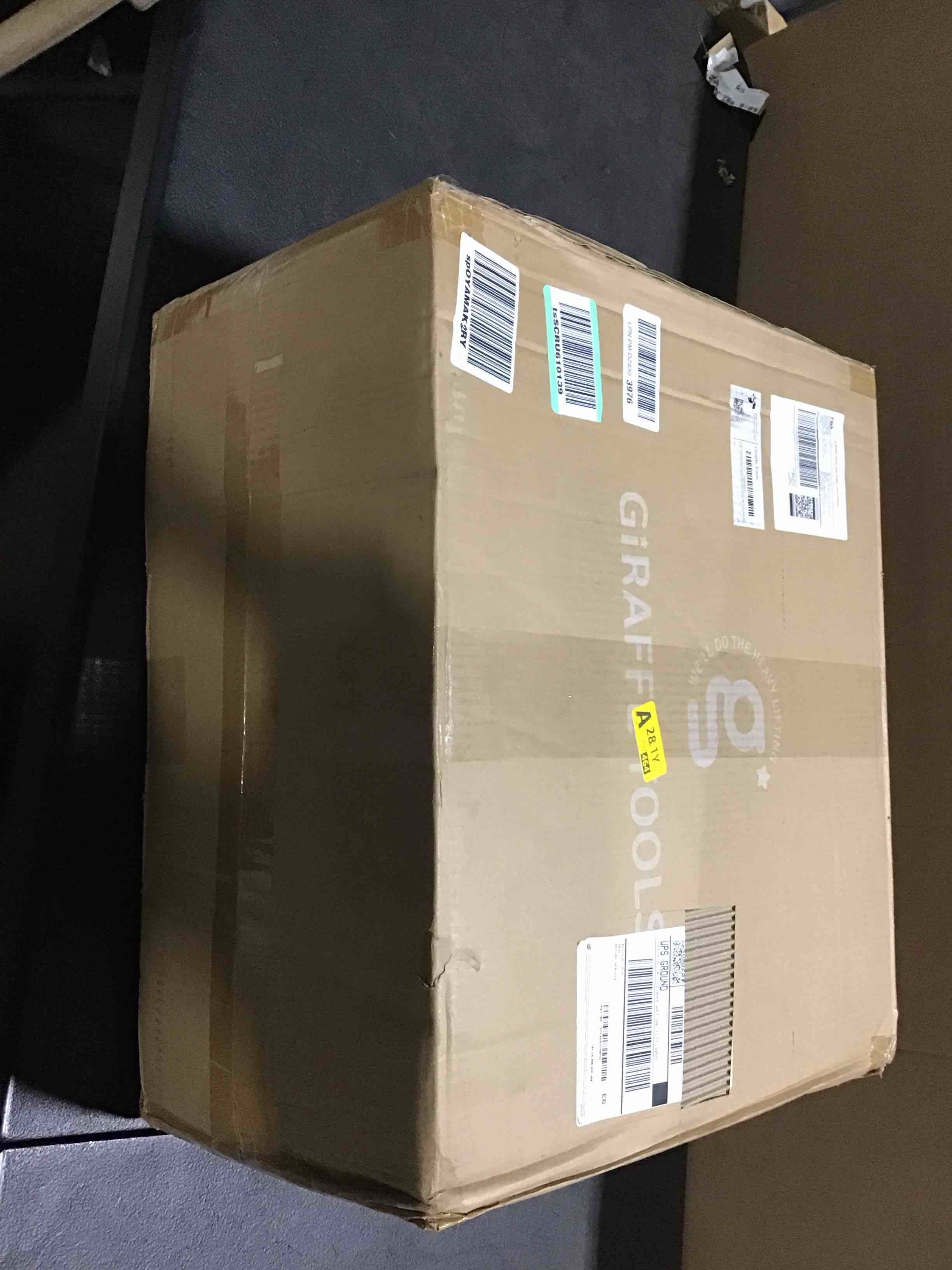 https://s3.amazonaws.com/lotting-images-prod/bidfta/GRA3565896_1752856325301.jpeg