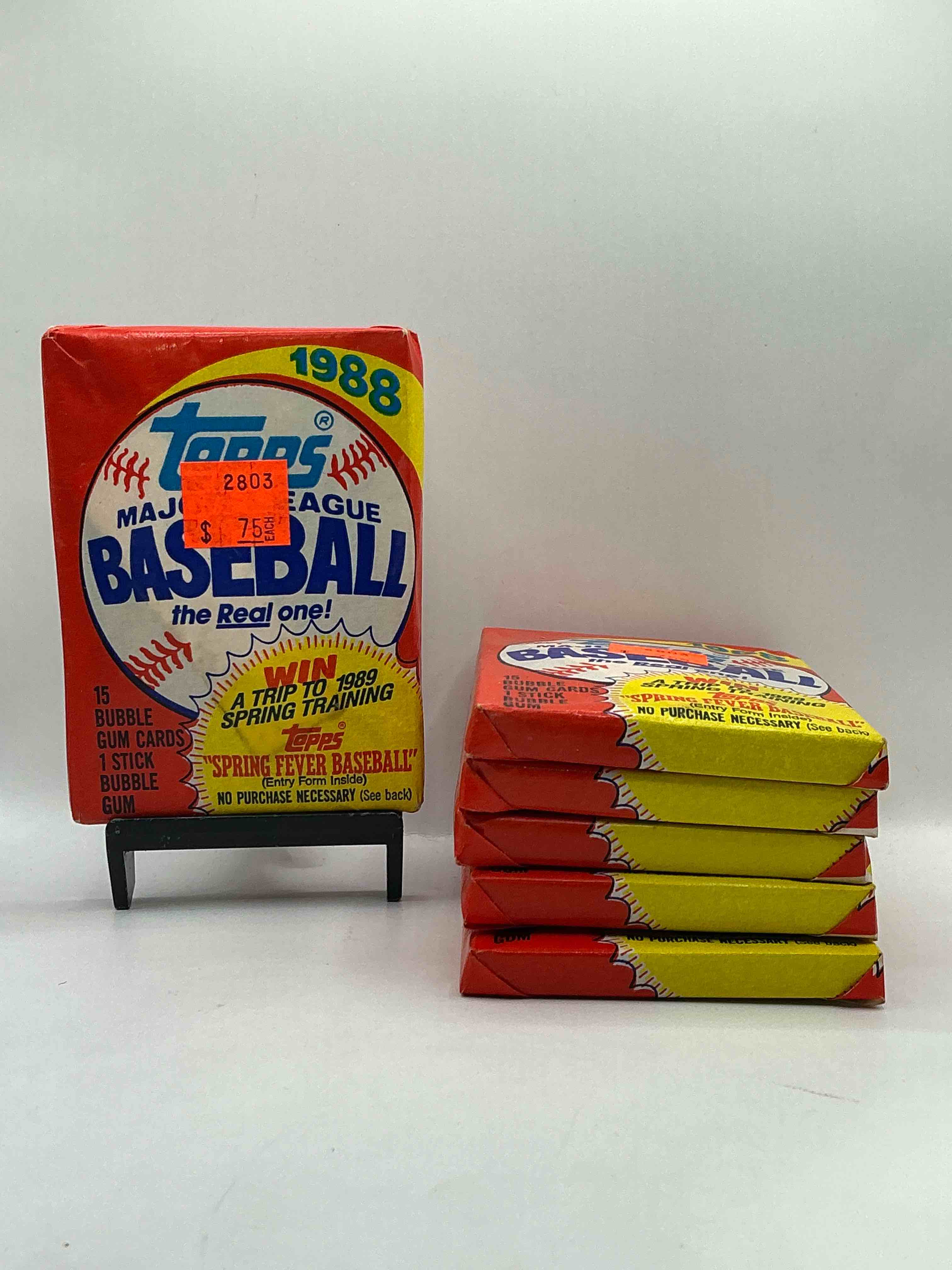 80's Baseball Fan's Rejoice! 1988 Topps Baseball Unopened Wax Packs Full Of Collectible Trading Cards! Search For Valuable Don Mattingly "World Of Baseball" & Nolan Ryan Cards Worth Hundreds In Perfect Condition!