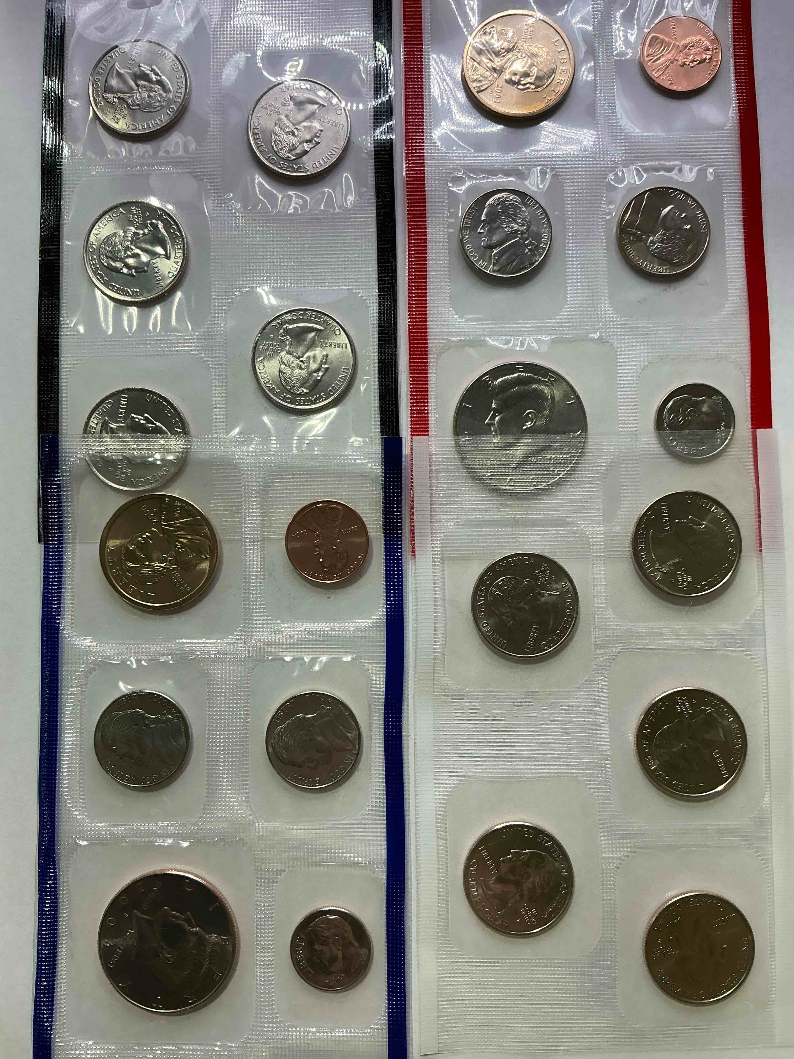 2004 Uncirculated Mint Set! 20 Coin Mint Set With State Quarters! Half Dollars, One Dollar Coins, Quarters, Nickels, Dimes & Pennies! 20 Coin Uncirculated Mint Set! 