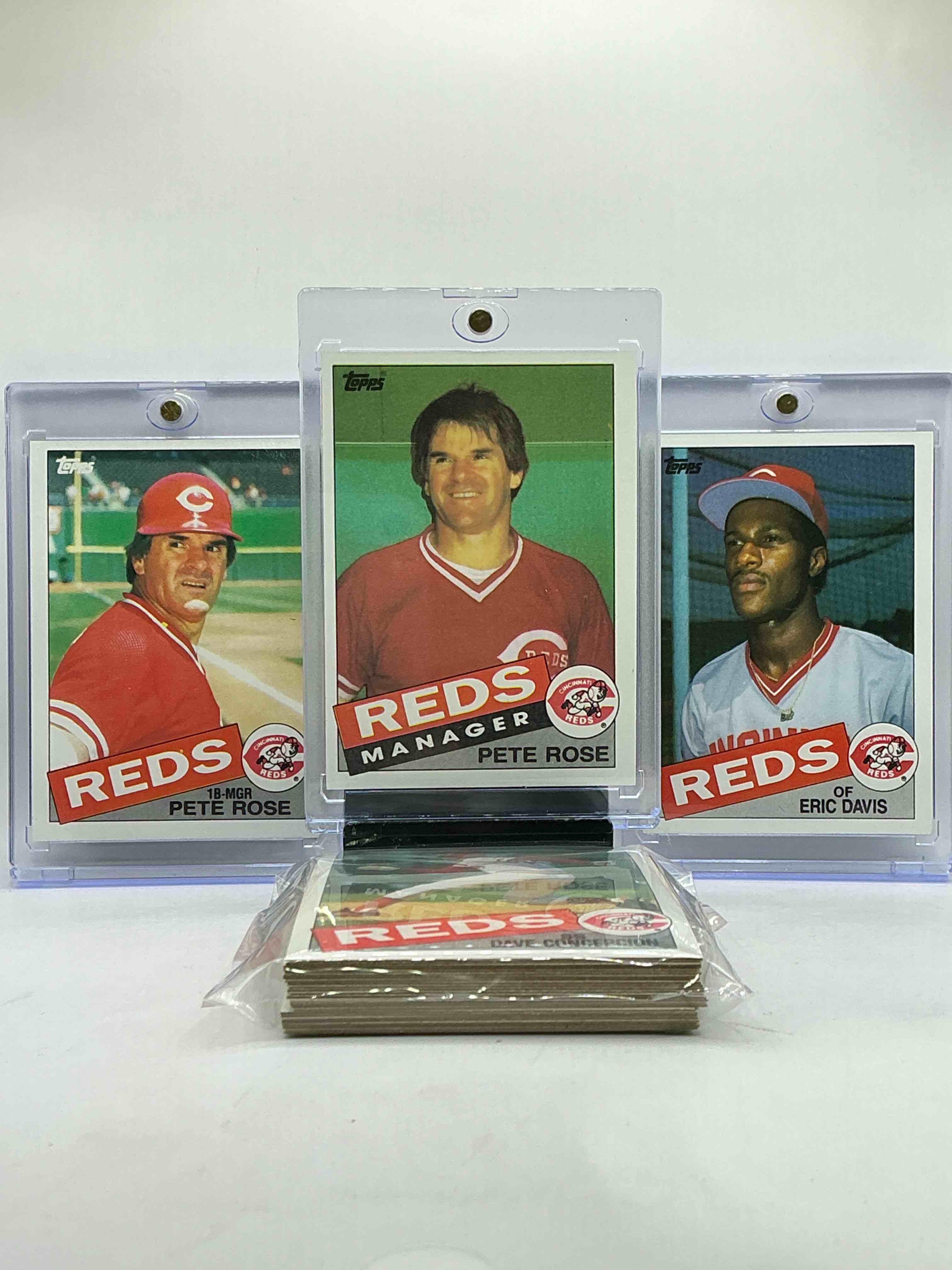 1985 Reds Topps Baseball Team Set! Vintage Reds Lot! Pete Rose, Eric Davis, Dave Concepción, Jeff Russell, Jeff, Russell, John Franco, Joe Price, Eddie Milner, J Tibbs, Mario, Soto, Tony Perez, Ted Powell & More… Cincinnati Reds! 