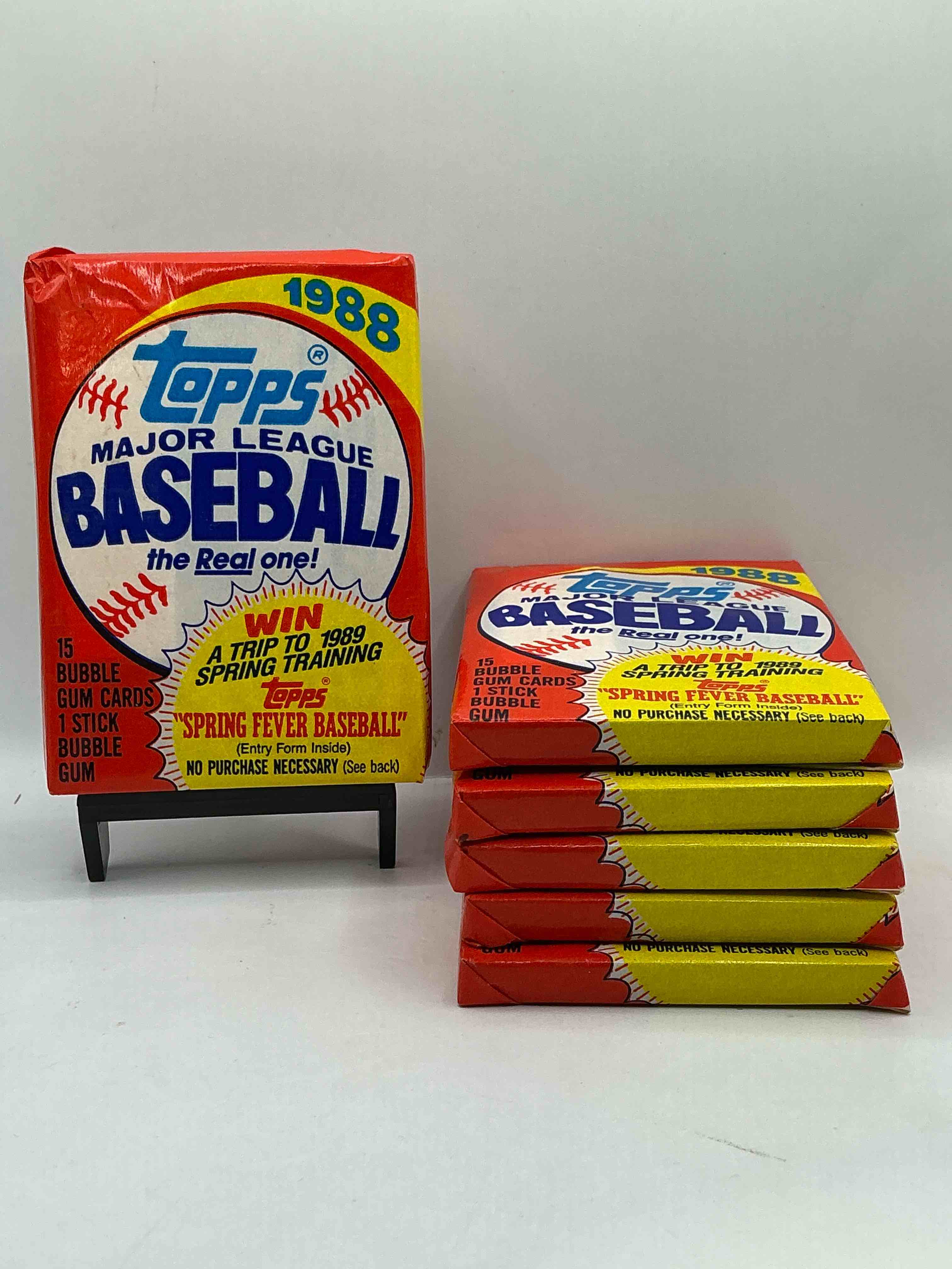 80's Baseball Fan's Rejoice! 1988 Topps Baseball Unopened Wax Packs Full Of Collectible Trading Cards! Search For Valuable Don Mattingly "World Of Baseball" & Nolan Ryan Cards Worth Hundreds In Perfect Condition!