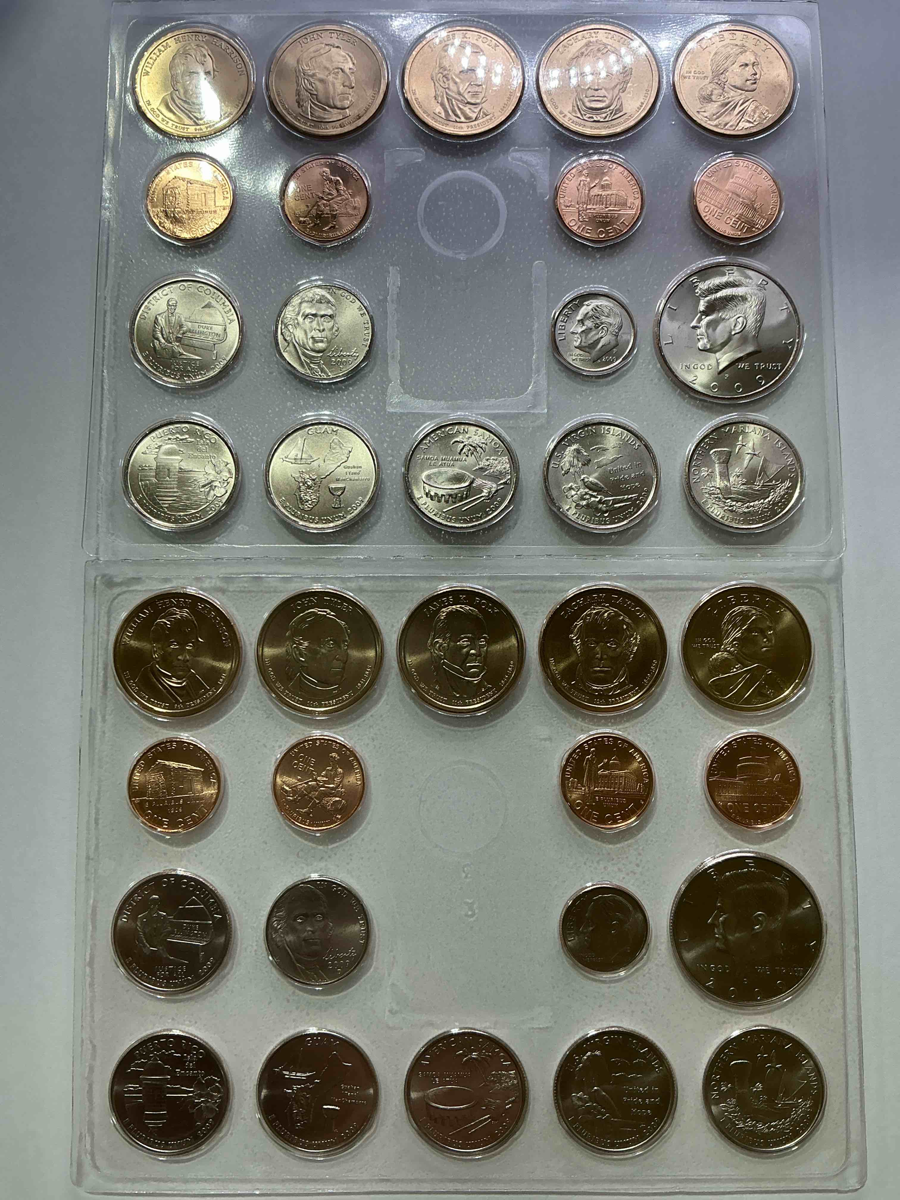 36 Coin Craziness! Denver & Philly Mints! 2009 Uncirculated Mint Set Coins! Includes Half Dollars, President Dollar Coins, Dimes, Nickels, Pennies & Quarters! Cool Coin Collectible! 