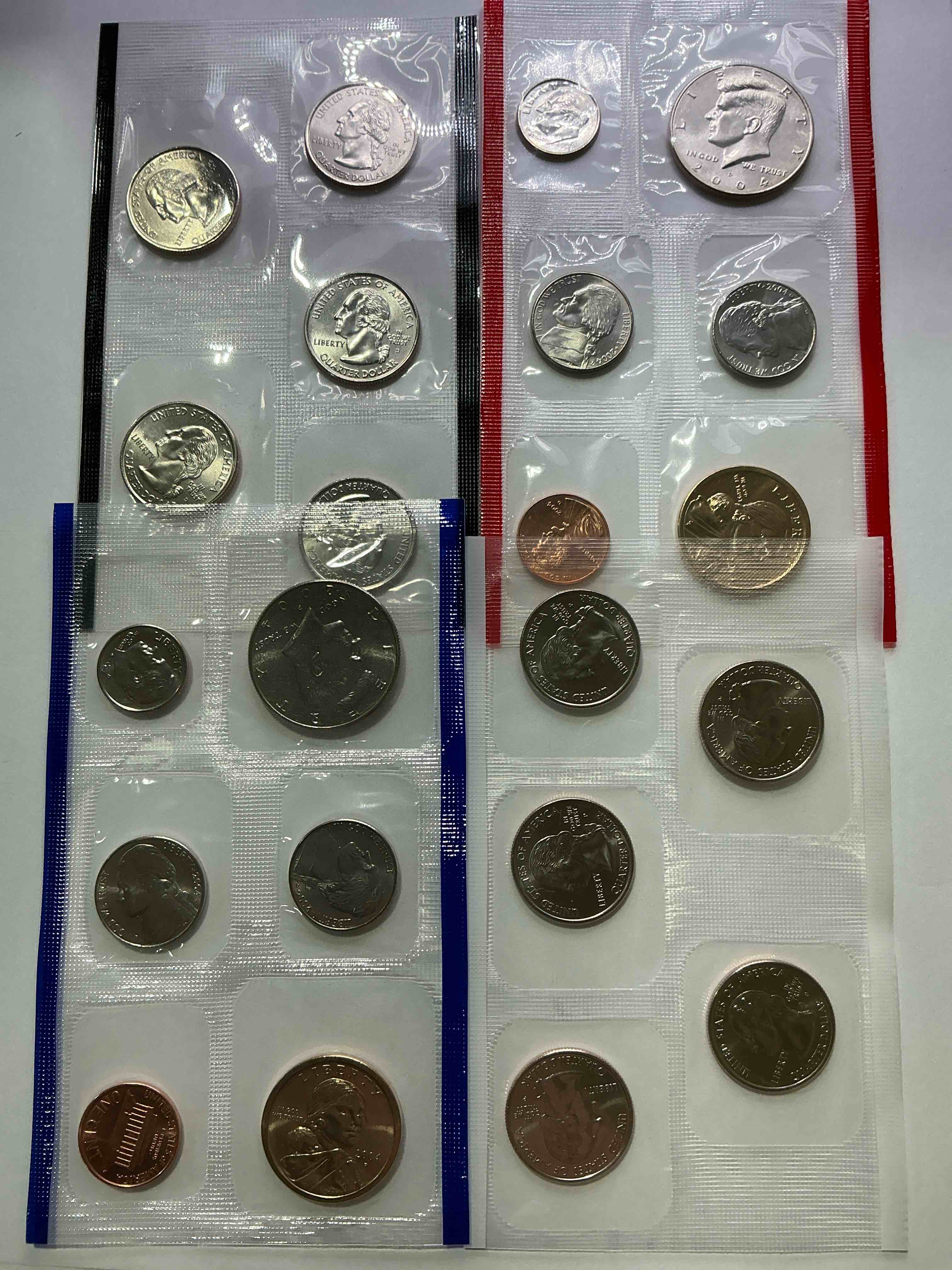 2004 Uncirculated Mint Set! 20 Coin Mint Set With State Quarters! Half Dollars, One Dollar Coins, Quarters, Nickels, Dimes & Pennies! 20 Coin Uncirculated Mint Set! 
