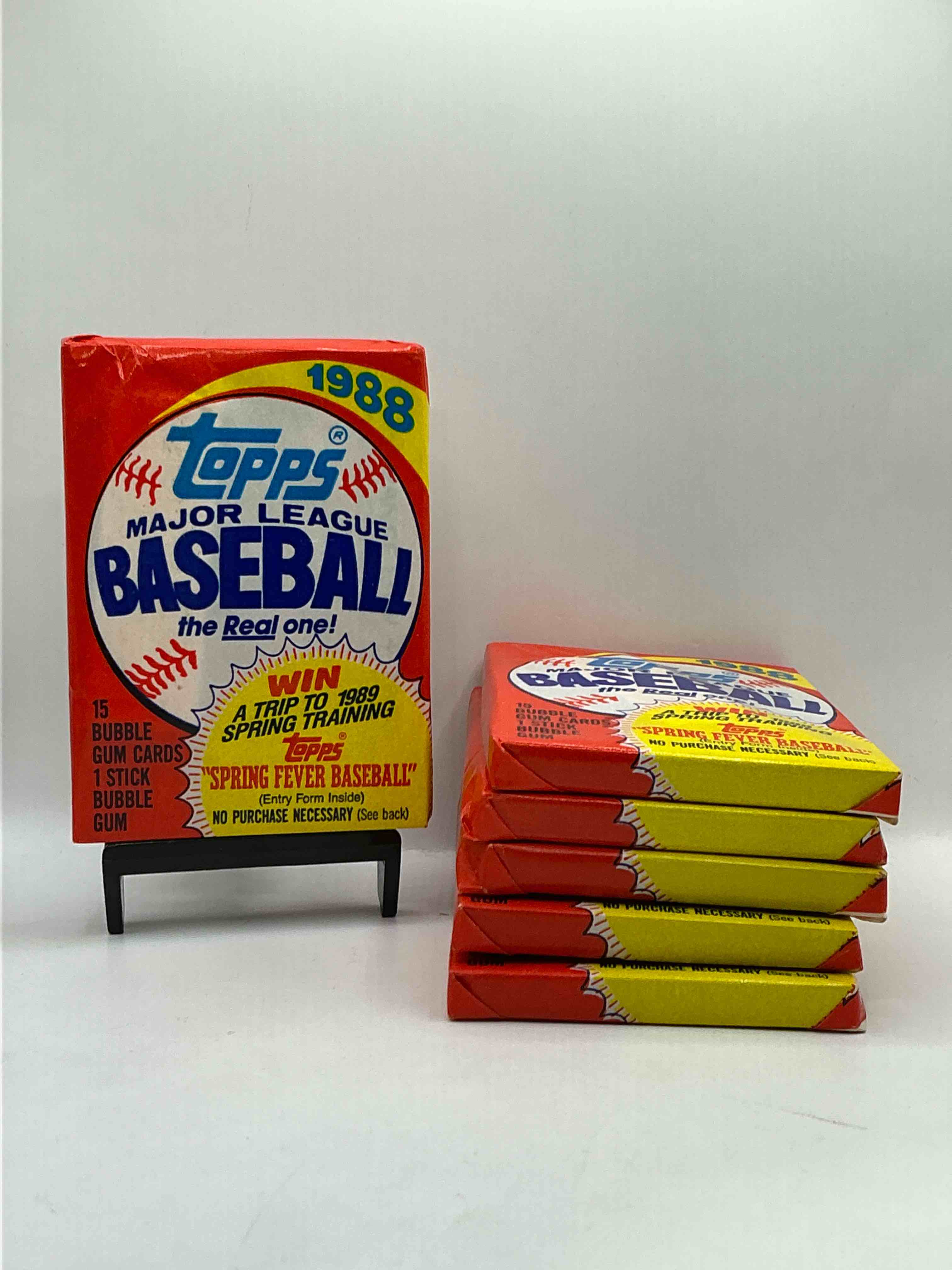 80's Baseball Fan's Rejoice! 1988 Topps Baseball Unopened Wax Packs Full Of Collectible Trading Cards! Search For Valuable Don Mattingly "World Of Baseball" & Nolan Ryan Cards Worth Hundreds In Perfect Condition!