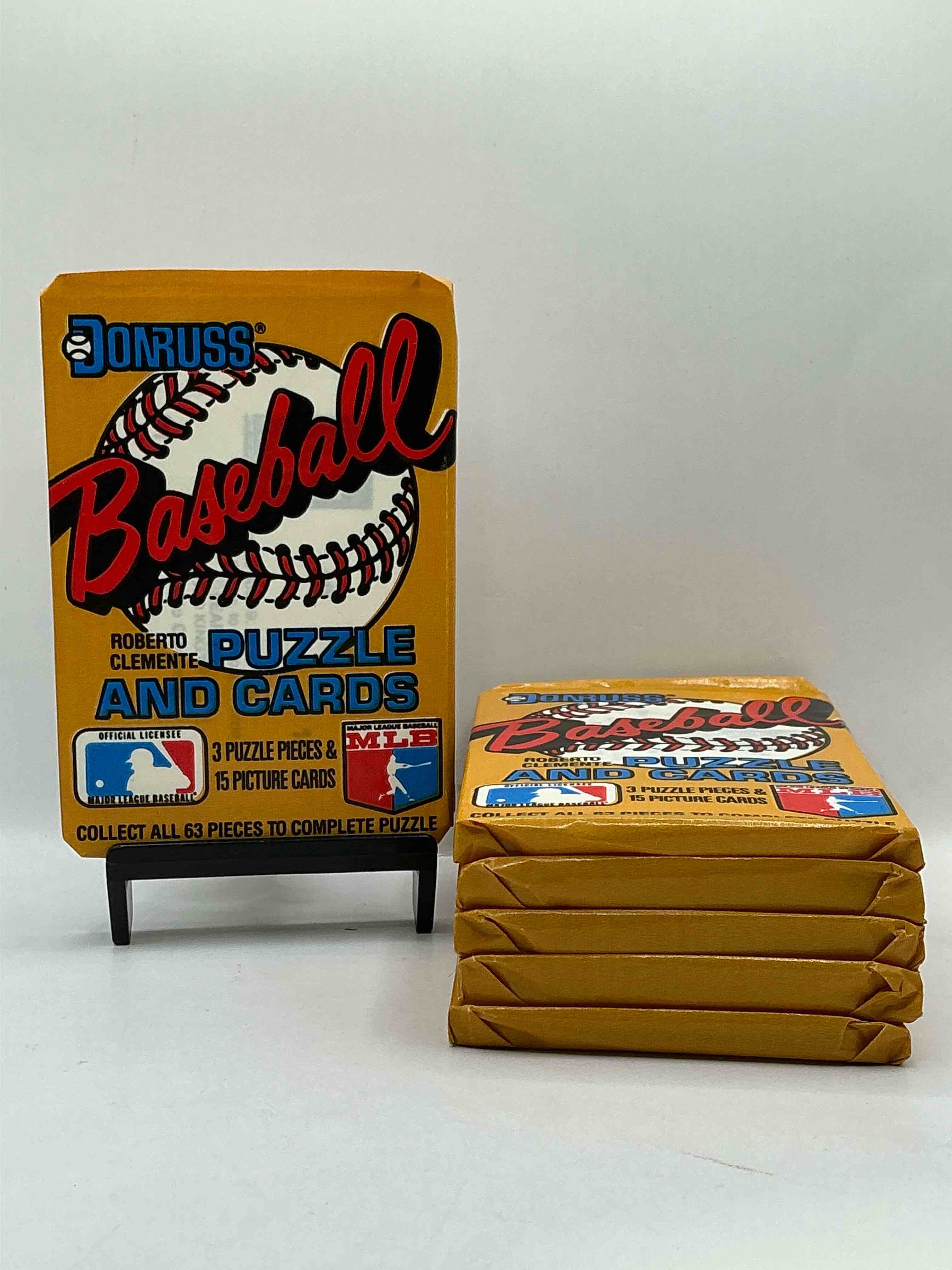 Absolutely Fully Loaded! 1987 Donruss Baseball Unopened Collectible Sports Trading Card Wax Pack, Direct From Original Retail Case. This Year Is Loaded With Rookies! Search For Rookies From Greg Maddox (PSA 10 Value $200+), Barry Bonds (PSA 10 Value $150+), Bo Jackson (PSA 10 Value $175+), Mark McGwire Rated Rookie & More! These Packs Are Drying Up & Getting Very Hard To Find!