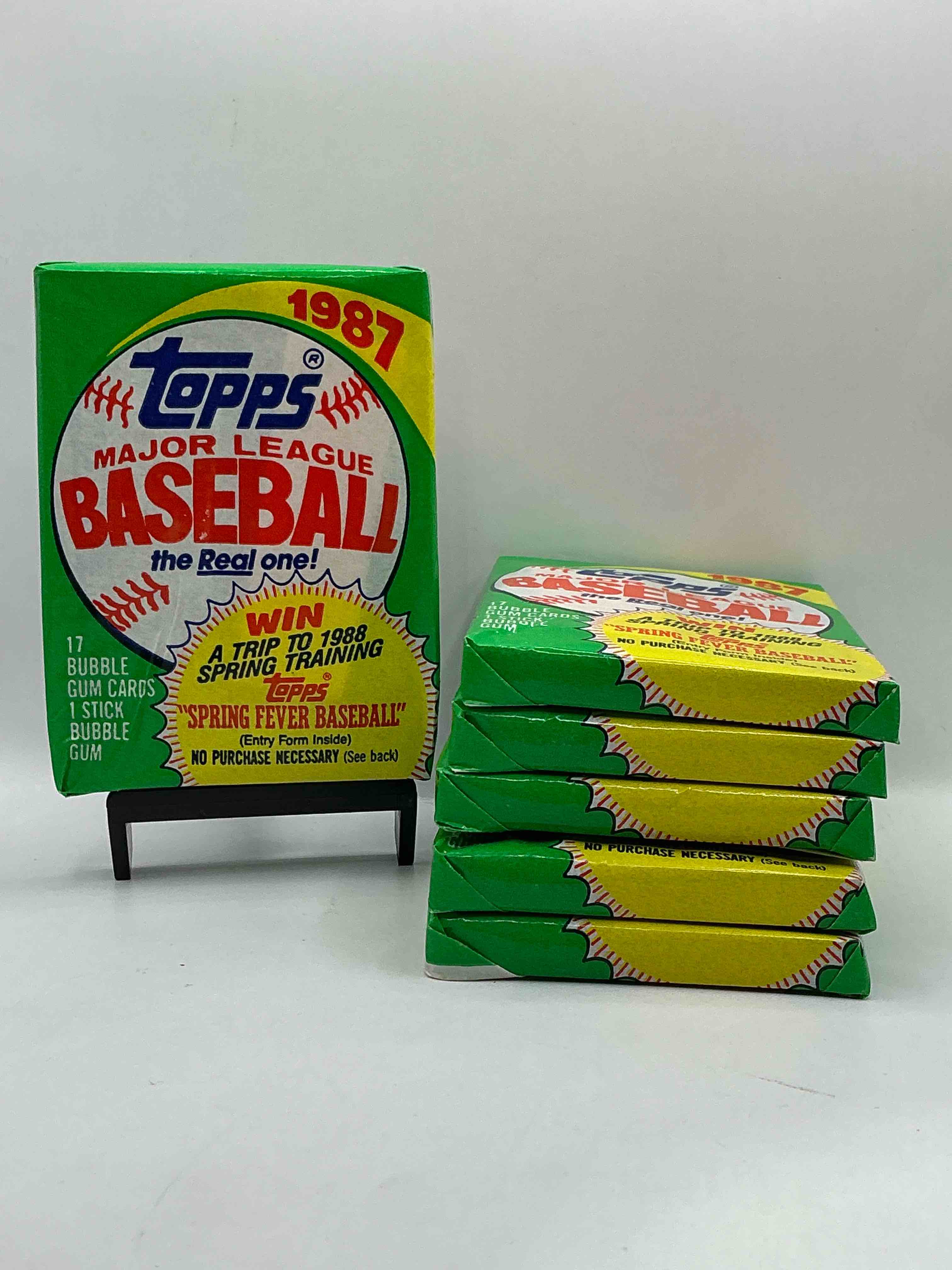 Loaded! 1987 Topps Baseball Unopened Sports Card Collectible Wax Pack, Direct From Original Retail Case! 1987 Topps Baseball Is A Loaded Year With Rookie Cards From Barry Bonds (PSA 10 $300+), Bo Jackson, Jose Canseco & More! Excellent Condition!
