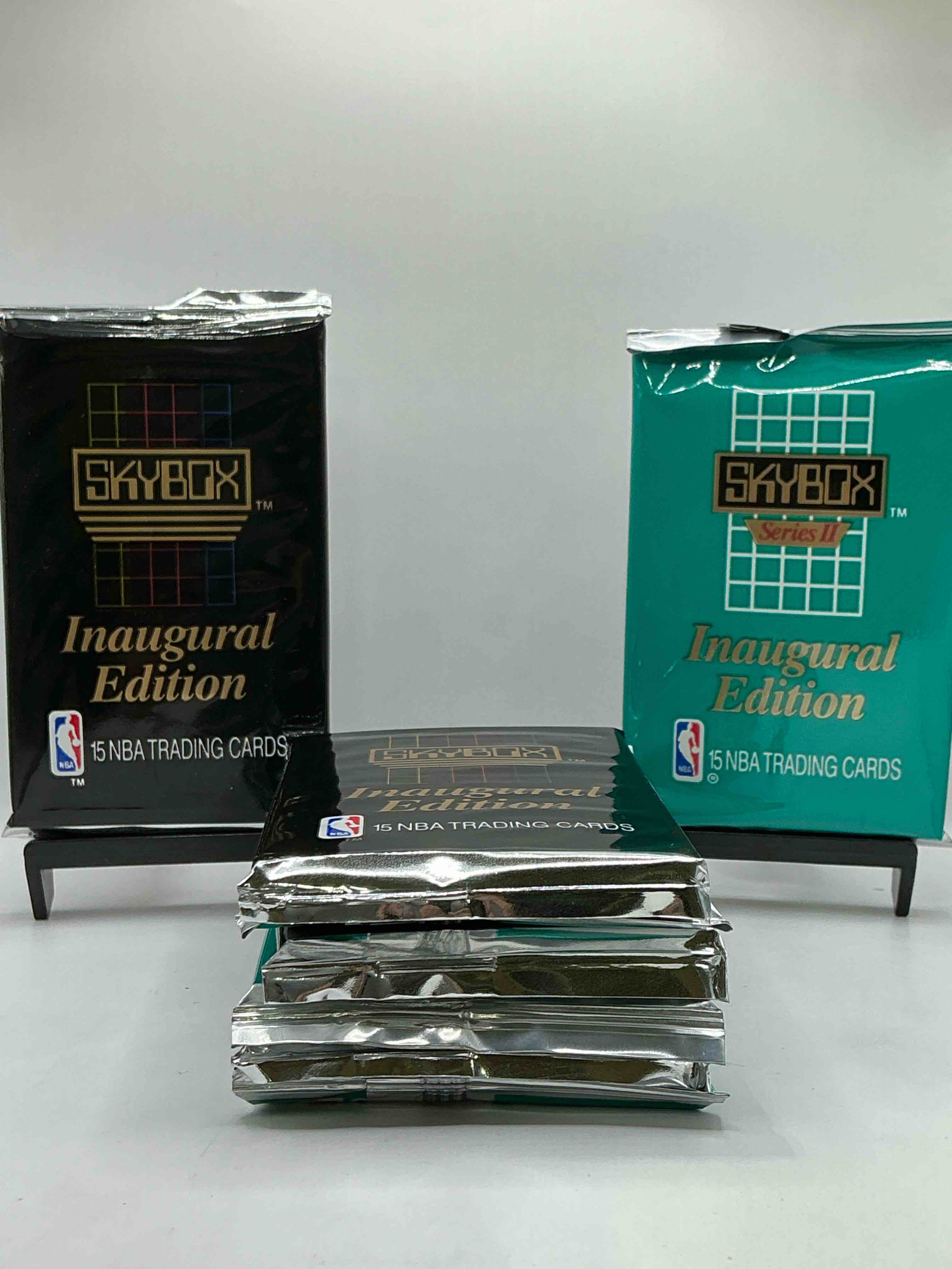 Michael Jordan, Magic Johnson & More! Search For So Many NBA Legends & Stars! 1990-91 Skybox Series Il Unopened Pocks! Direct From Original Box! These Packs Are Sought After For Ther Eye-Catching Teal Look & Awesome Cards! Search For Valuable Michael Jordan, Larry Bird & Magic Johnson Cards! Along With Other Stars!